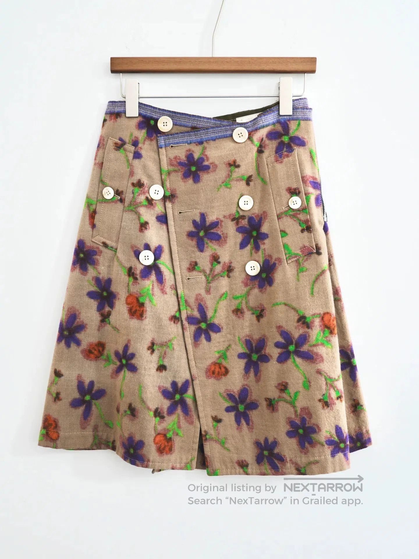 Comme des Garcons Comme des Garcons Floral Button Skirt. Size 35" - 1 Thumbnail