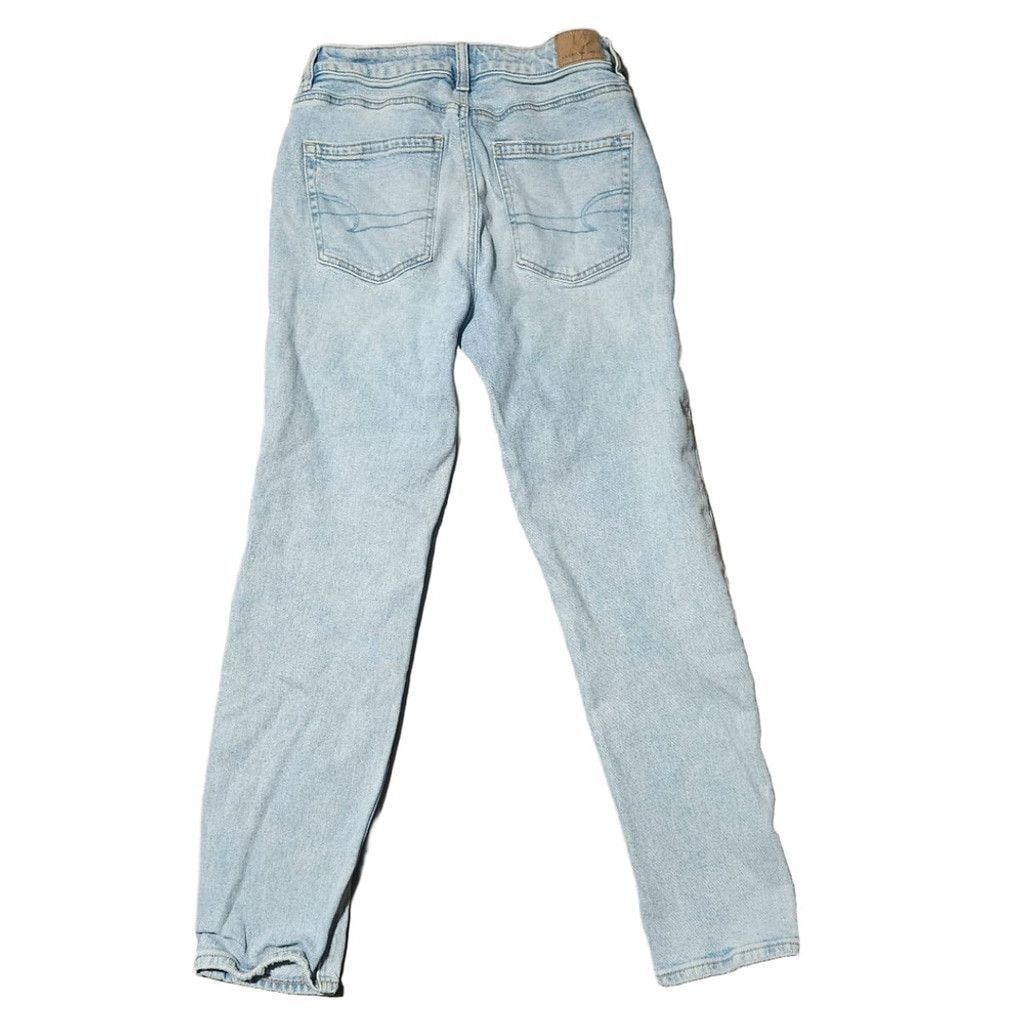 American Eagle Outfitters American Eagle Mom Jeans Size 4 Size 27" / US 4 / IT 40 - 8 Thumbnail