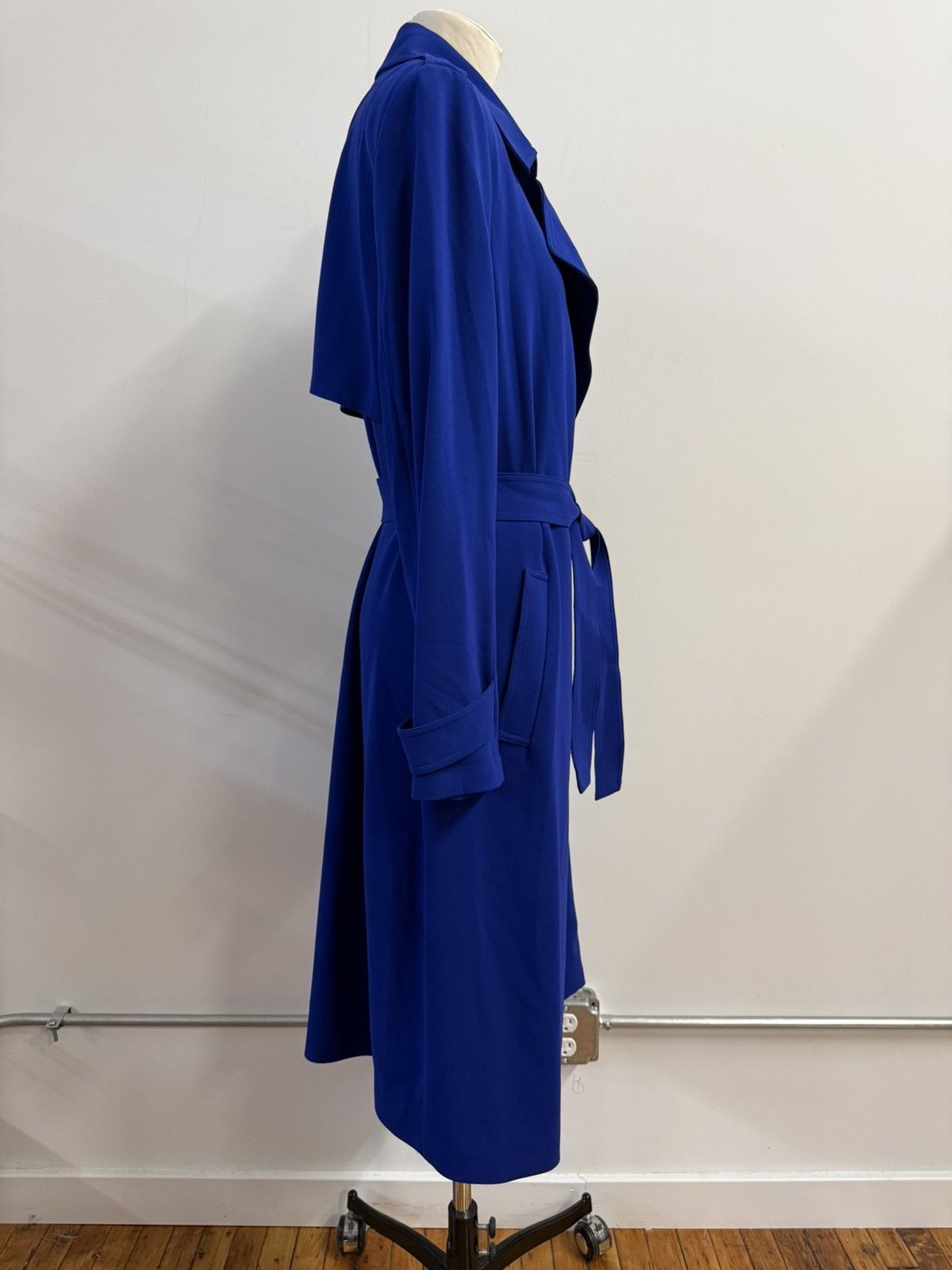 Theory Theory "Oaklane" Trench Coat in Admiral Crepe-Cobalt Blue-L Size L / US 10 / IT 46 - 2 Thumbnail
