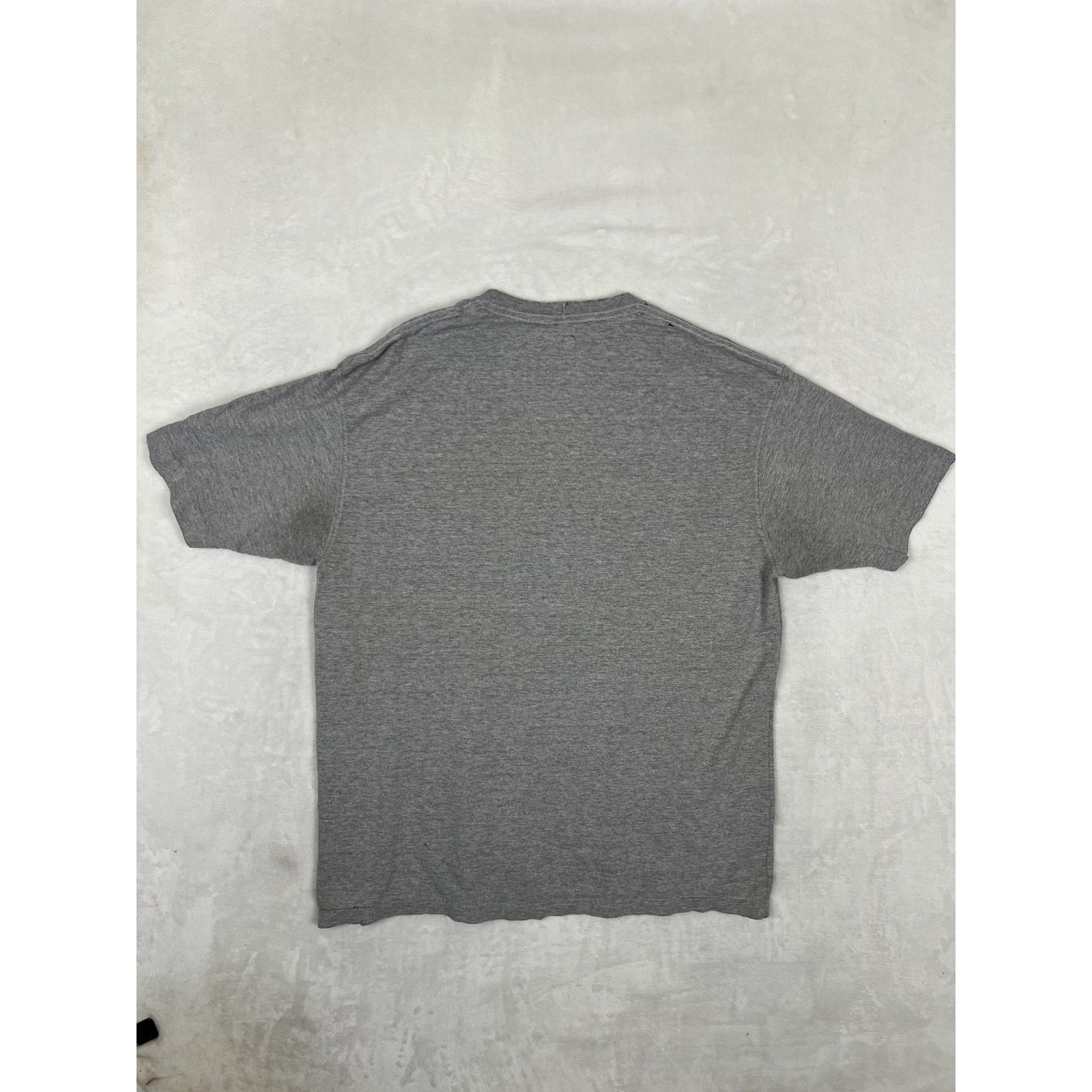 Carhartt Vintage Carhartt Gray Pocket Tee T-Shirt Size XL Distressed Size US XL / EU 56 / 4 - 11 Thumbnail