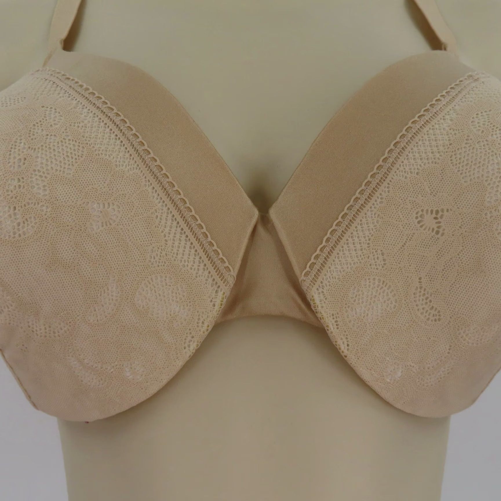 Vintage Maidenform Bra 38C Comfort Devotion Beige Underwire Padded T-Shirt Style 09436 Womens Size ONE SIZE - 3 Thumbnail