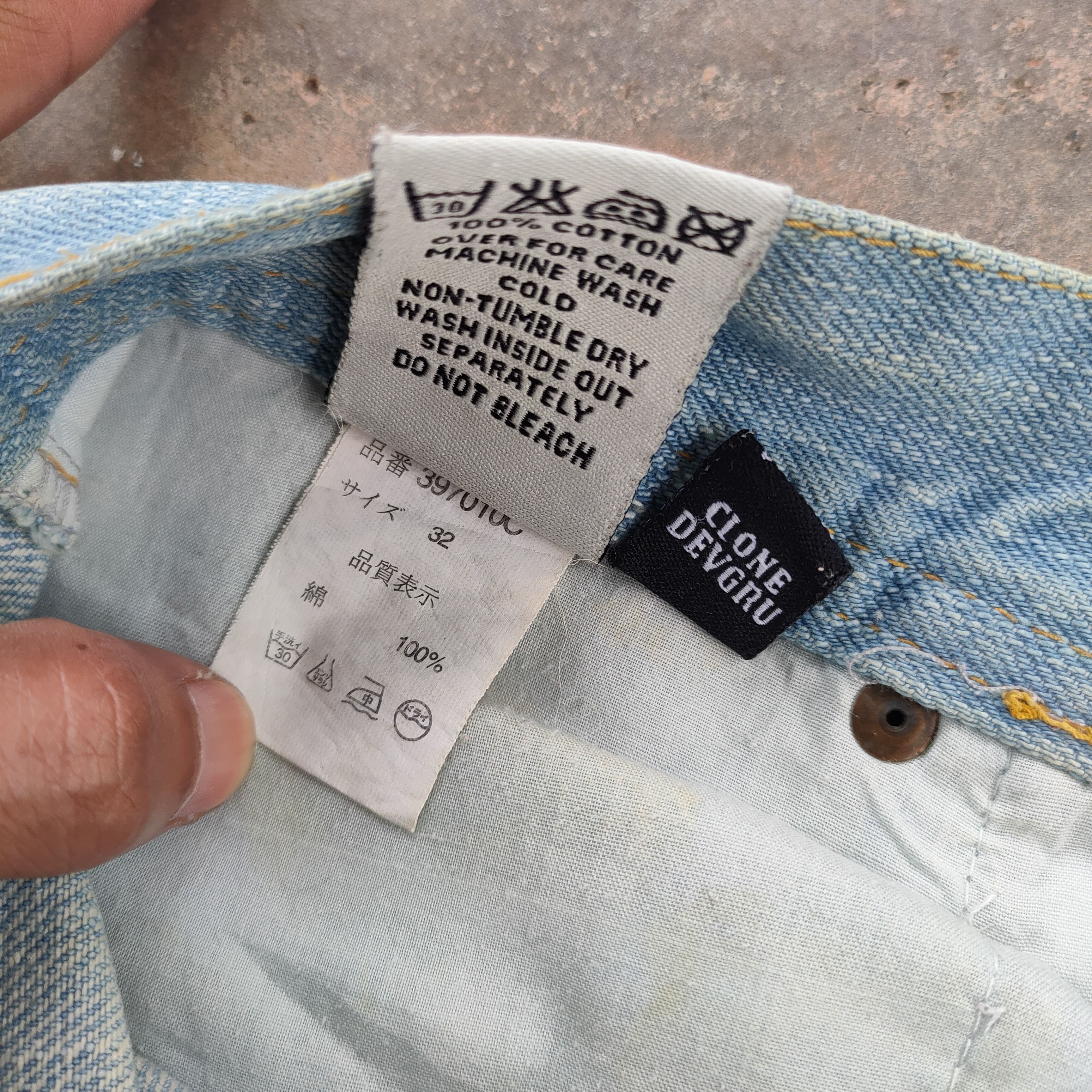 Japanese Brand VINTAGE CLONE DEVGRU PATCH RIPPED FADED JEANS PANTS Size US 33 - 14 Thumbnail