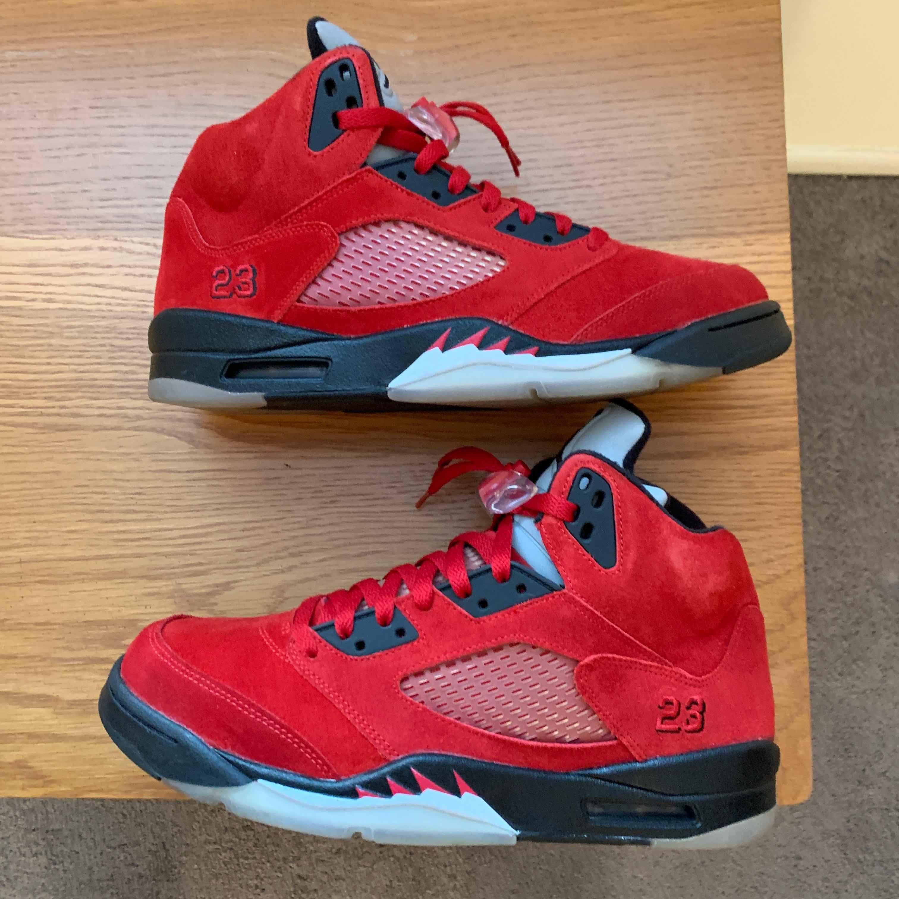 Air Jordan Retro Raging Bull Red Suede