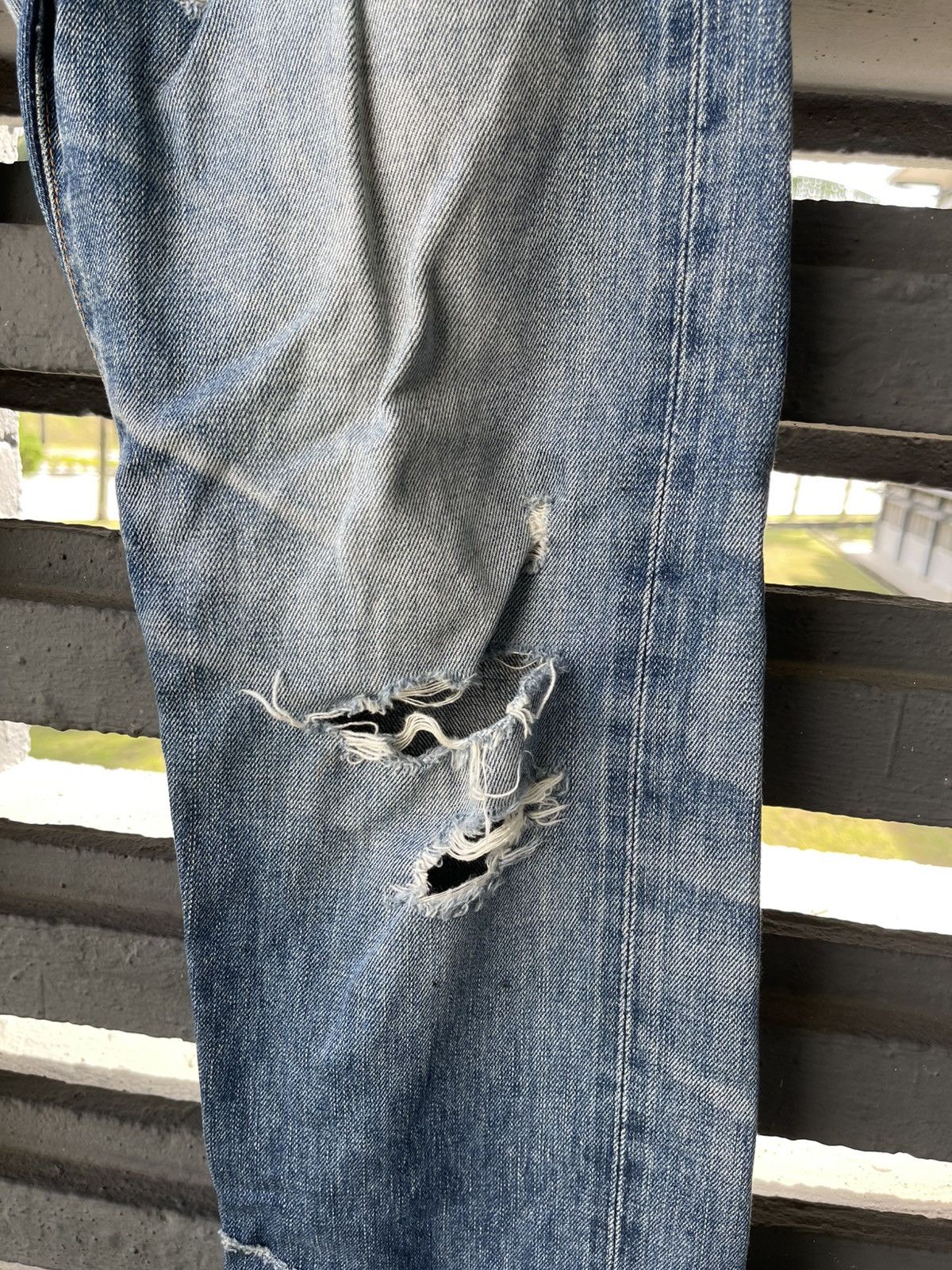 Denime × Japanese Brand Sunaokuwahara issey miyake Distressed Jeans Size US 29 - 15 Thumbnail