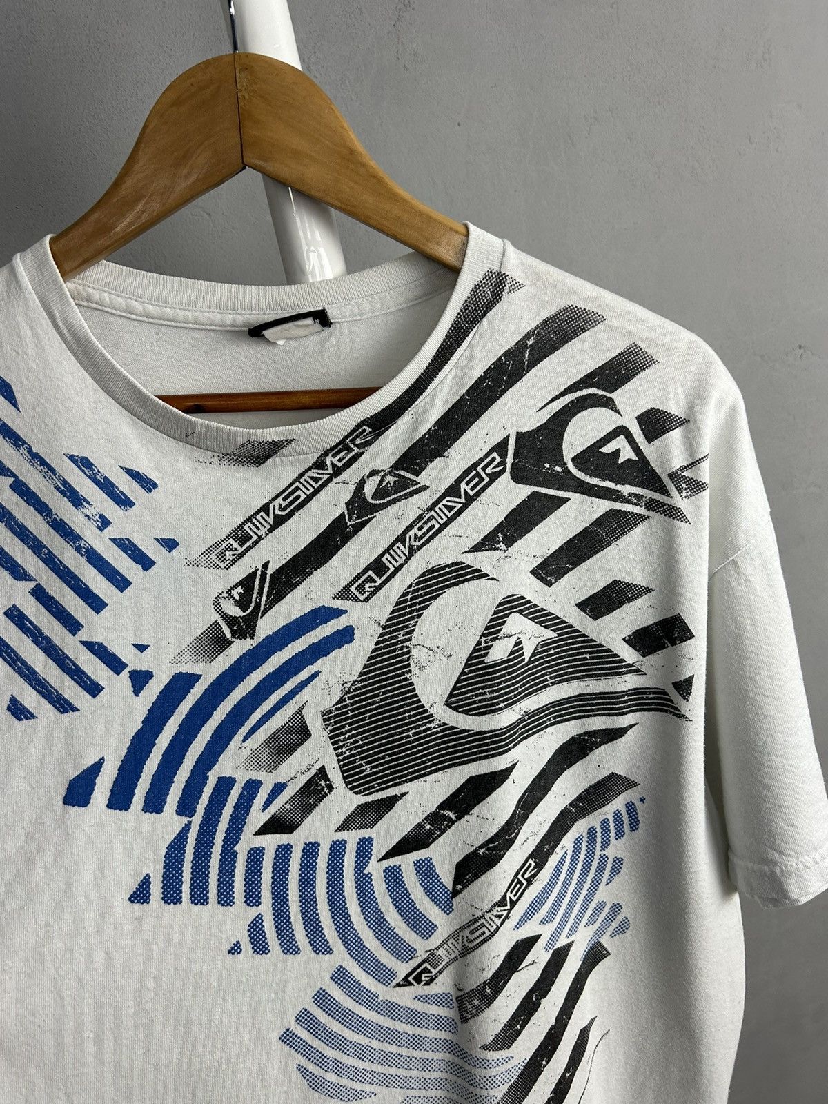 Quiksilver Vintage Quiksilver big logo hype t shirt Size US L / EU 52-54 / 3 - 6 Thumbnail