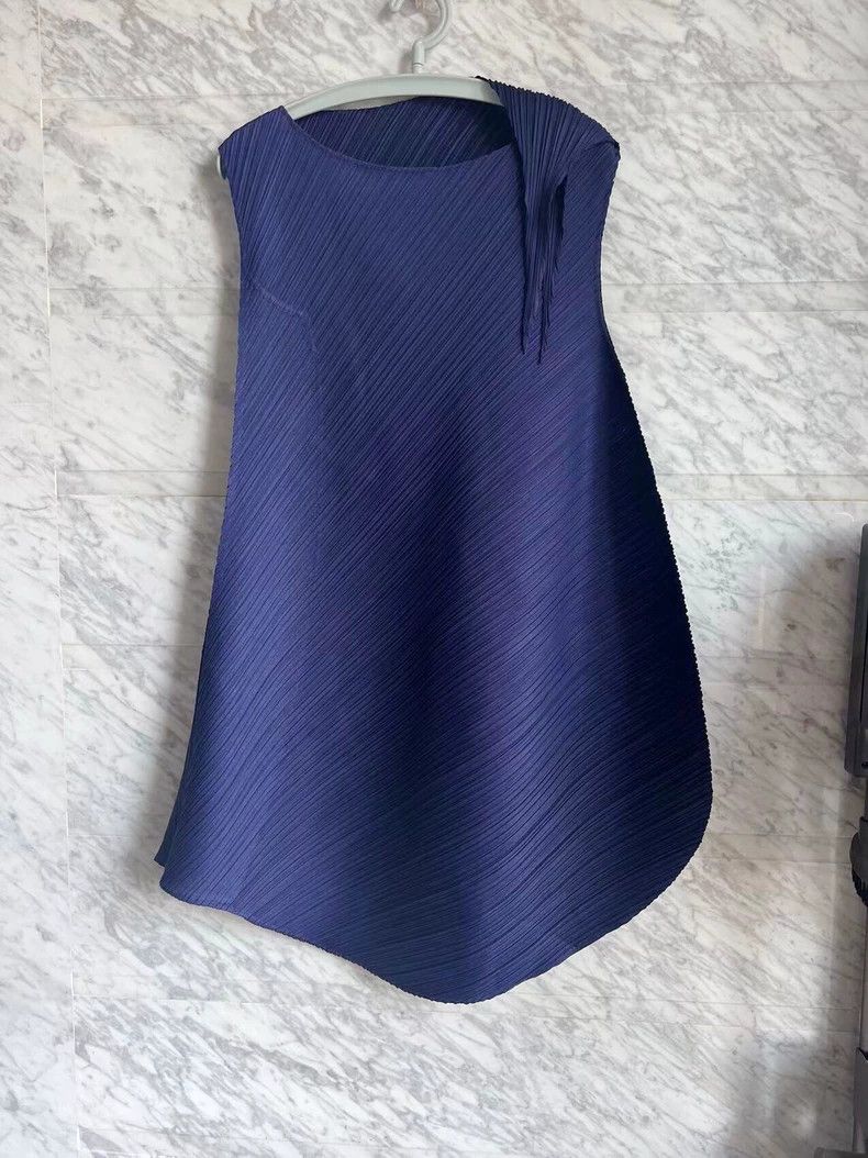 Issey Miyake Issey Miyake size:5 Navy blue irregular-shaped dress Size XS / US 0-2 / IT 36-38 - 4 Thumbnail