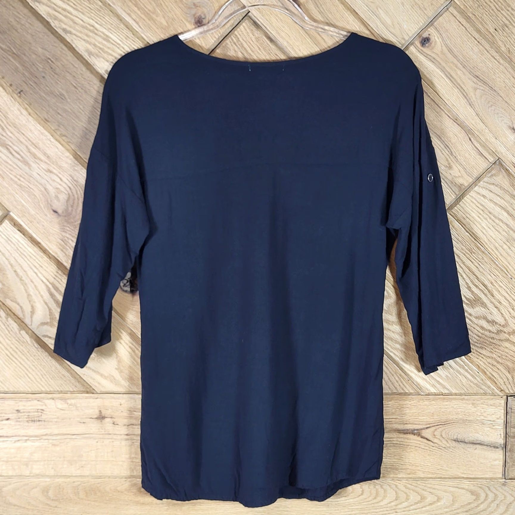 Vintage Maurices Button Front Top Women Size M Roll Tab Sleeve Pocket Black Size M / US 6-8 / IT 42-44 - 4 Thumbnail