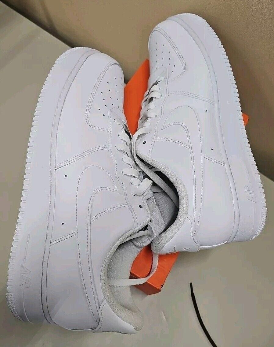 Nike Nike Air Force 1 '07 FlyEase Shoes 'Triple White' Size 13 Size US 13 / EU 46 - 7 Thumbnail