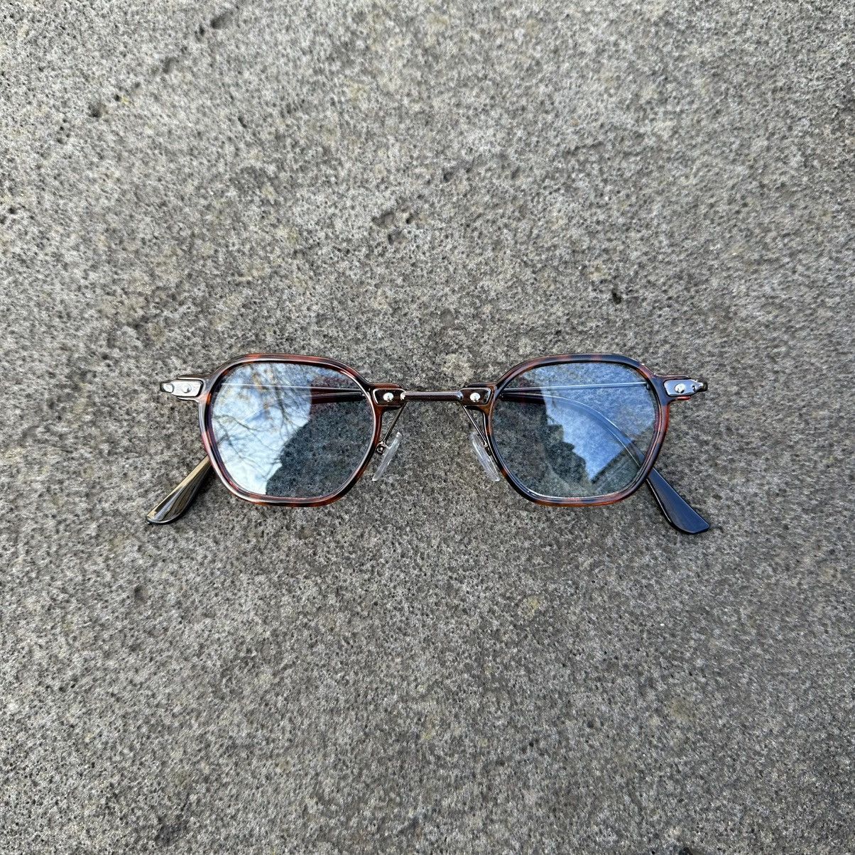 Other Y2K Unisex Sunglasses Retro Fashion Shades KD914-02 Size ONE SIZE - 1 Thumbnail