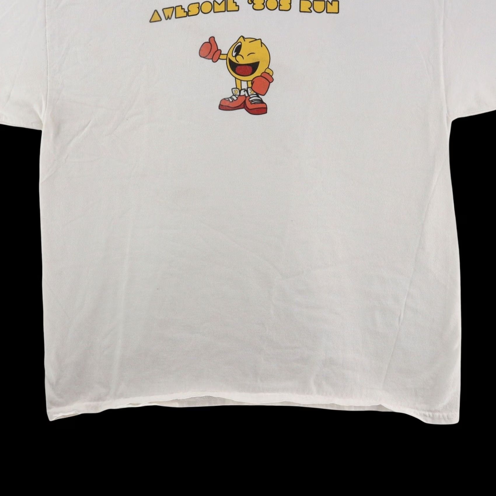 Gildan VINTAGE Pac Man Awesome 80s Run TShirt XL White Gildan Shirt Mens 80s Retro American Size US XL / EU 56 / 4 - 7 Thumbnail