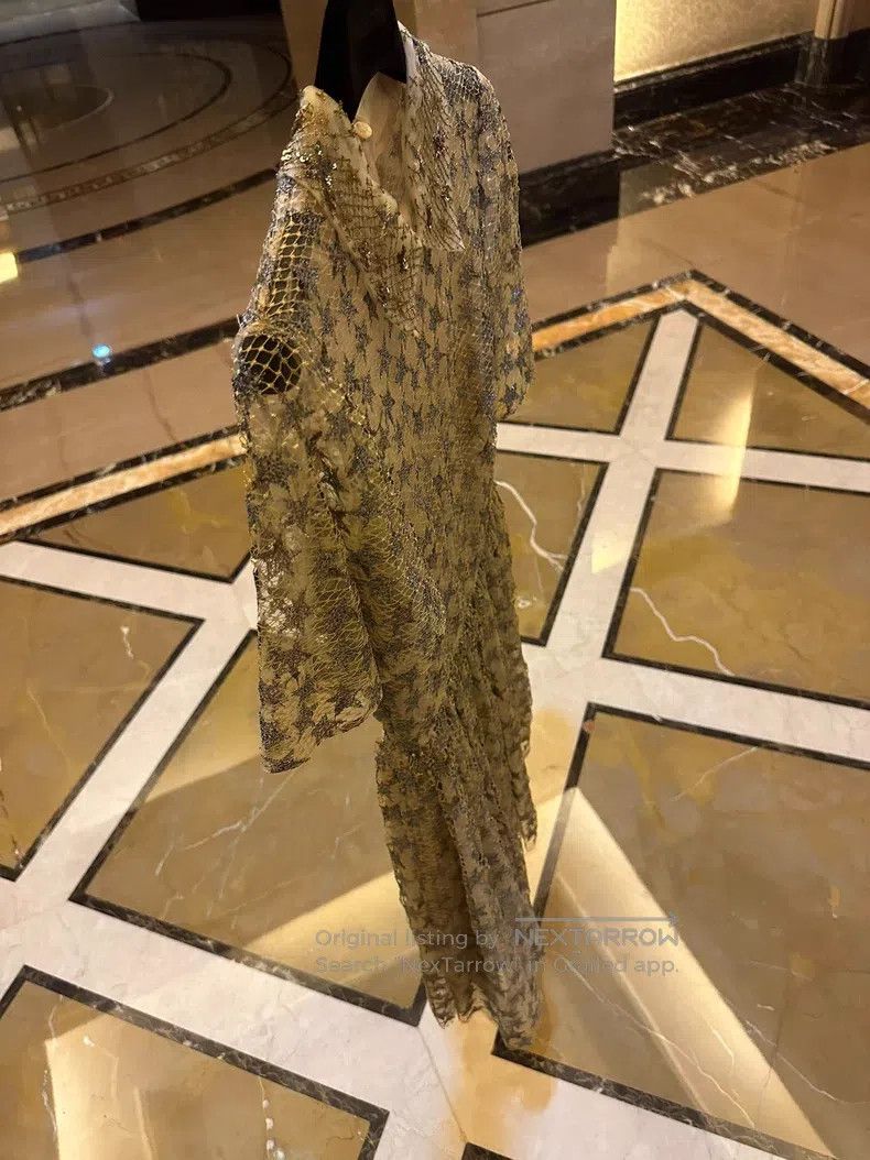 Valentino Valentino Dresses, dresses, gauze skirts, haute couture dr Size S / US 4 / IT 40 - 2 Thumbnail