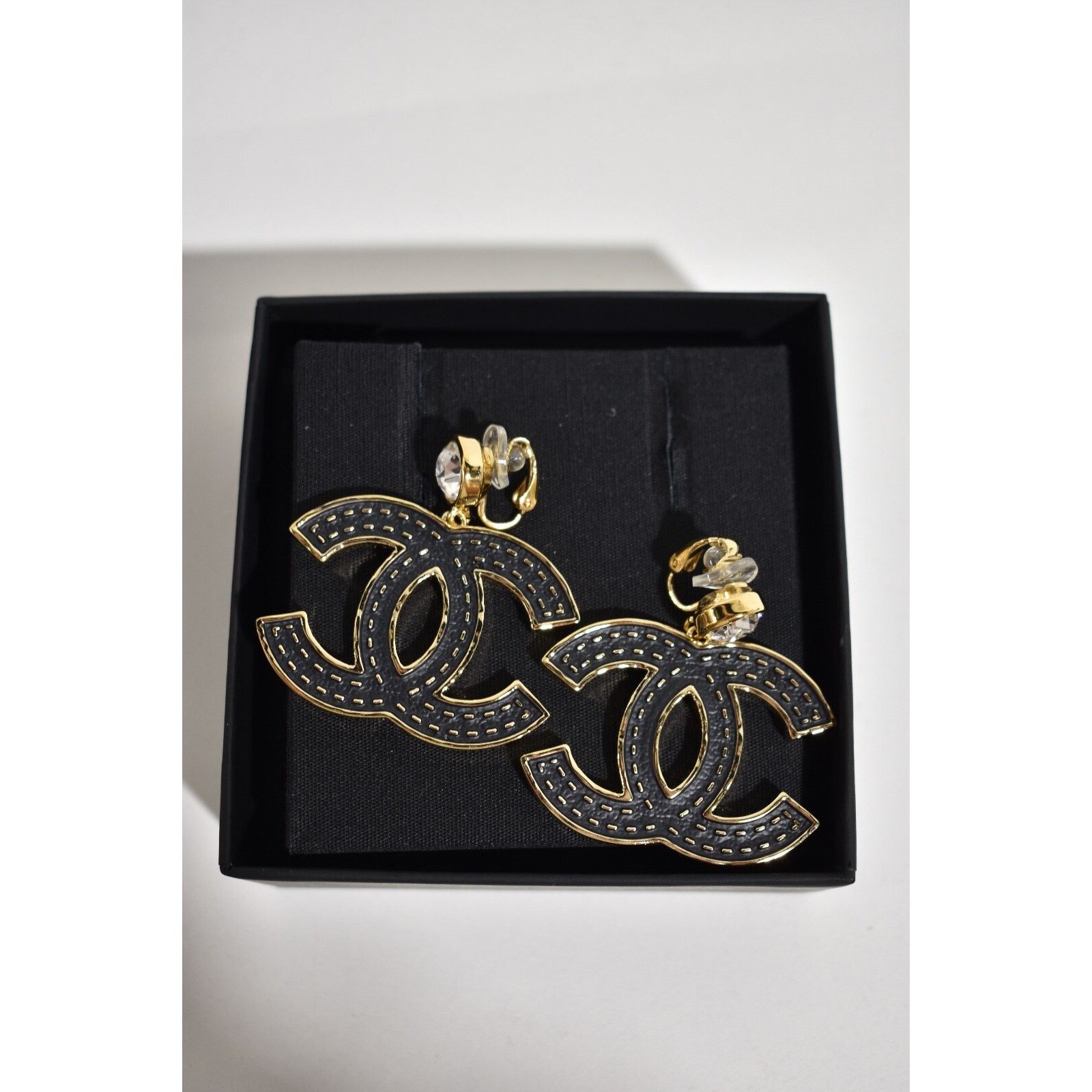 Chanel Chanel Gold Crystal Clip On Dangle Drop Statement Earrings Size ONE SIZE - 6 Thumbnail