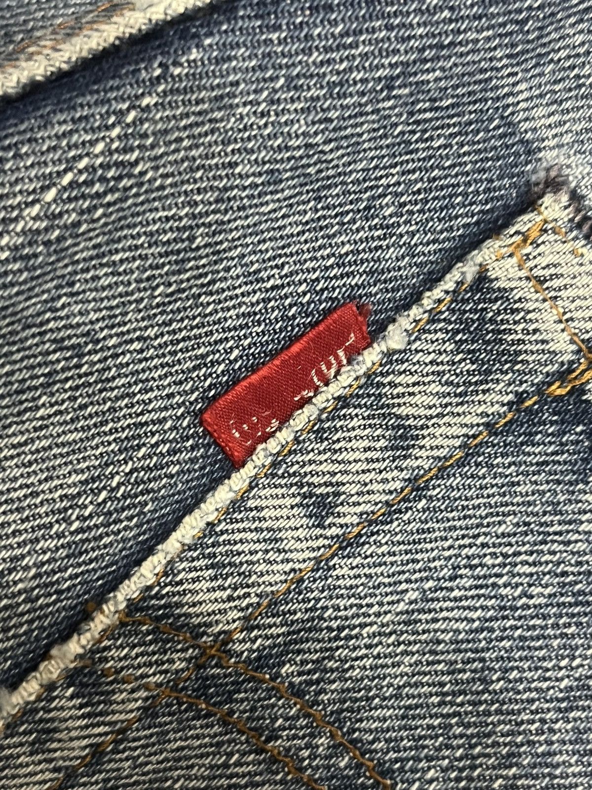Levi's Vintage 60s Levi’s 501 Button No 6 Distressed Selvedge Jeans Size US 28 / EU 44 - 10 Thumbnail