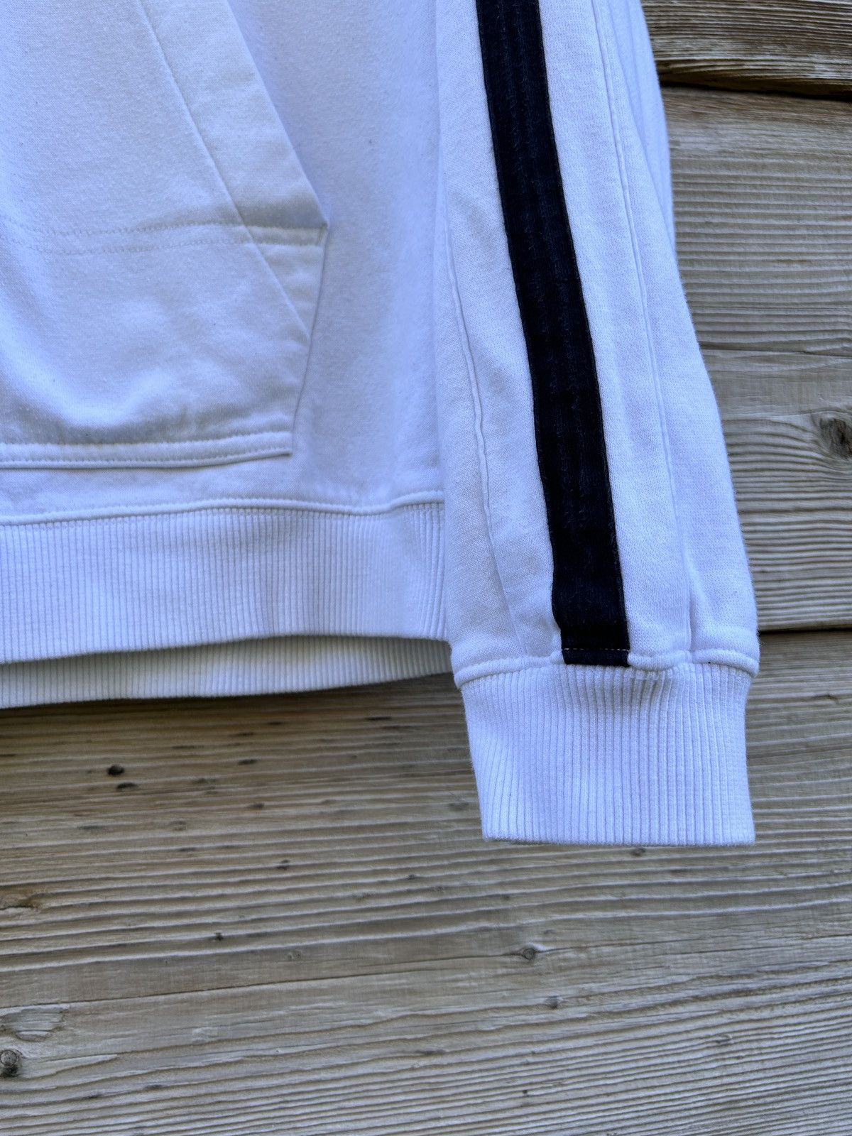 Nike 00s Vintage Nike Embroidered Center Logo Hoodie In White Size US L / EU 52-54 / 3 - 3 Thumbnail