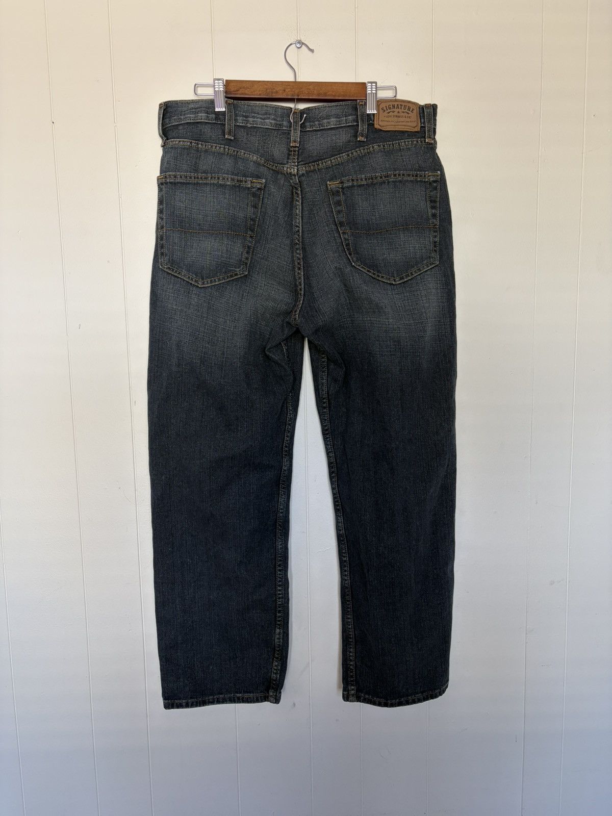 Levi's Levi's dark wash straight leg jeans Size US 38 / EU 54 - 2 Thumbnail