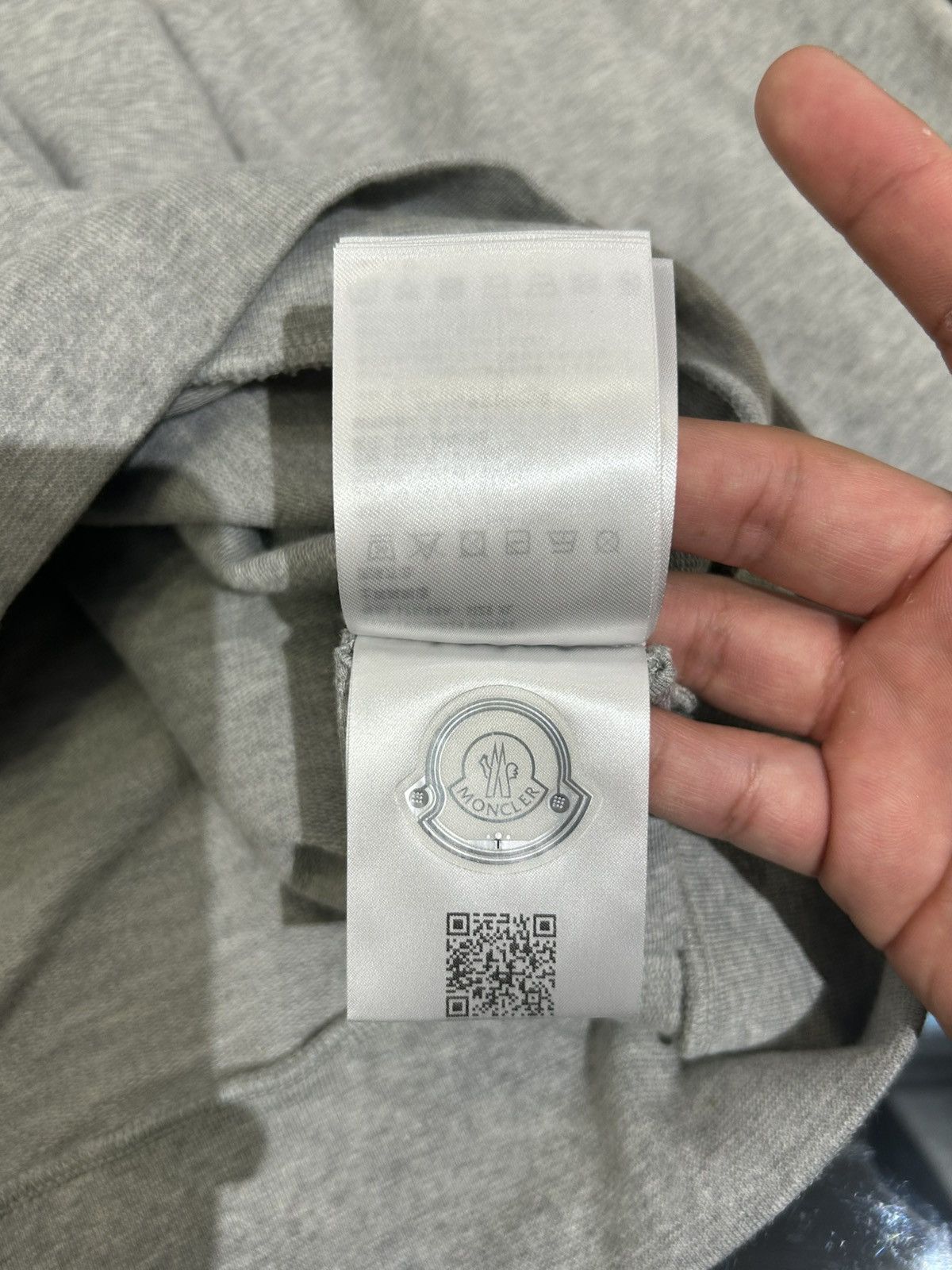 Moncler Moncler mens Logo drawstring popover hoodie grey Size US XL / EU 56 / 4 - 15 Thumbnail