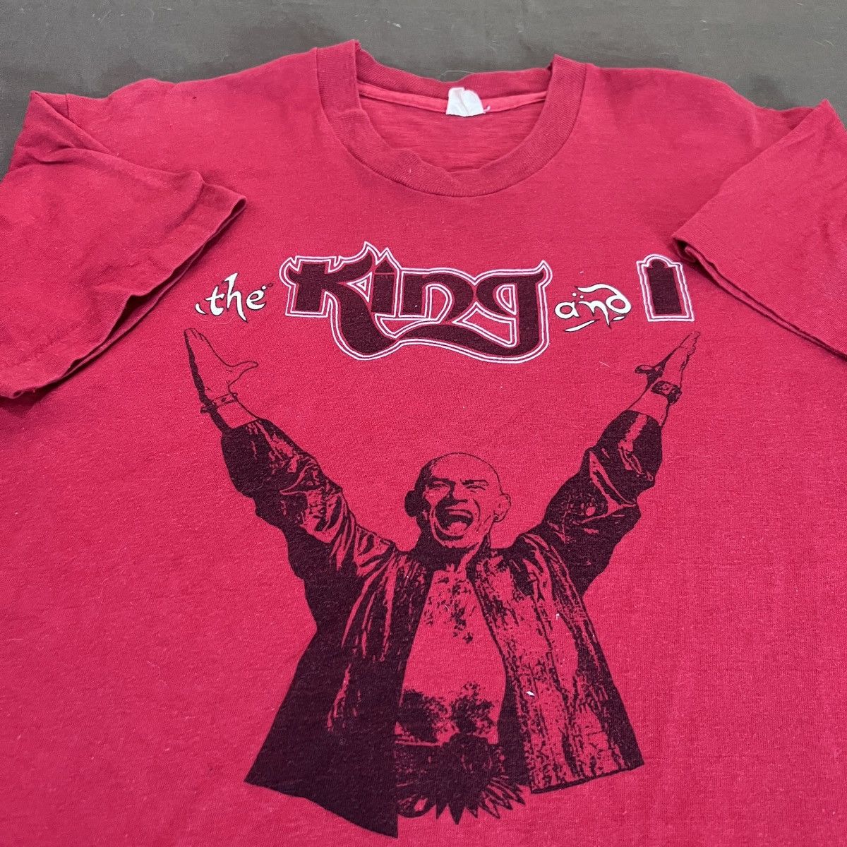 Vintage Vintage The King and I The musical Promo Tee Size US XL / EU 56 / 4 - 1 Thumbnail