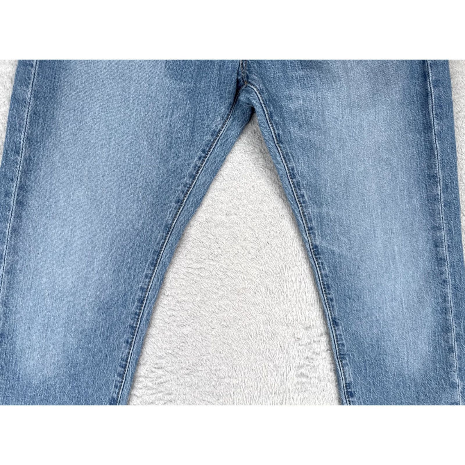 Levi's VINTAGE Levis 505 Jeans Womens 28 Blue Light Wash Denim Regular Fit Straight Casual Pants Size 28" / US 6 / IT 42 - 3 Thumbnail