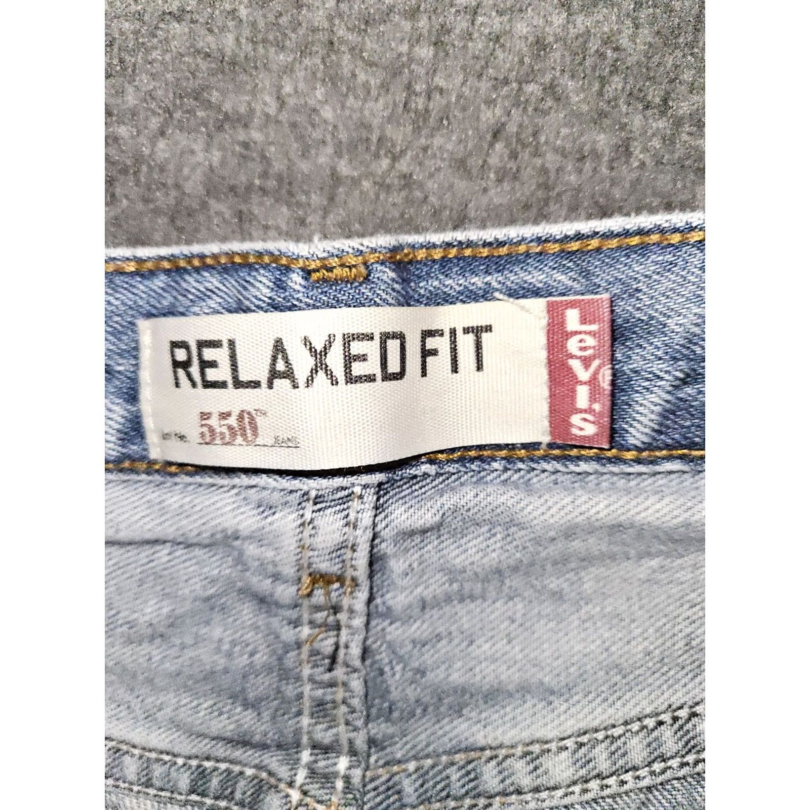 Levi's VINTAGE Levi's 550 Jeans Men 36x34 Blue Distressed 90s Y2K Retro Size US 36 / EU 52 - 2 Thumbnail