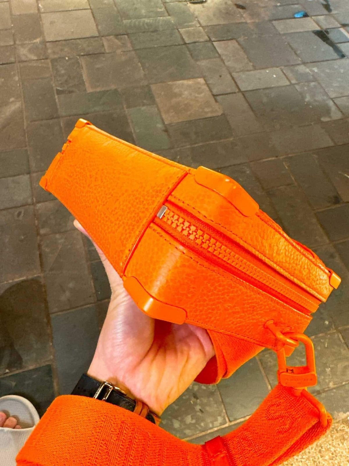 Louis Vuitton × Virgil Abloh LOUIS VUITTON HANDLE SOFT TRUNK TAURILON MONOGRAM ORANGE Size ONE SIZE - 3 Thumbnail