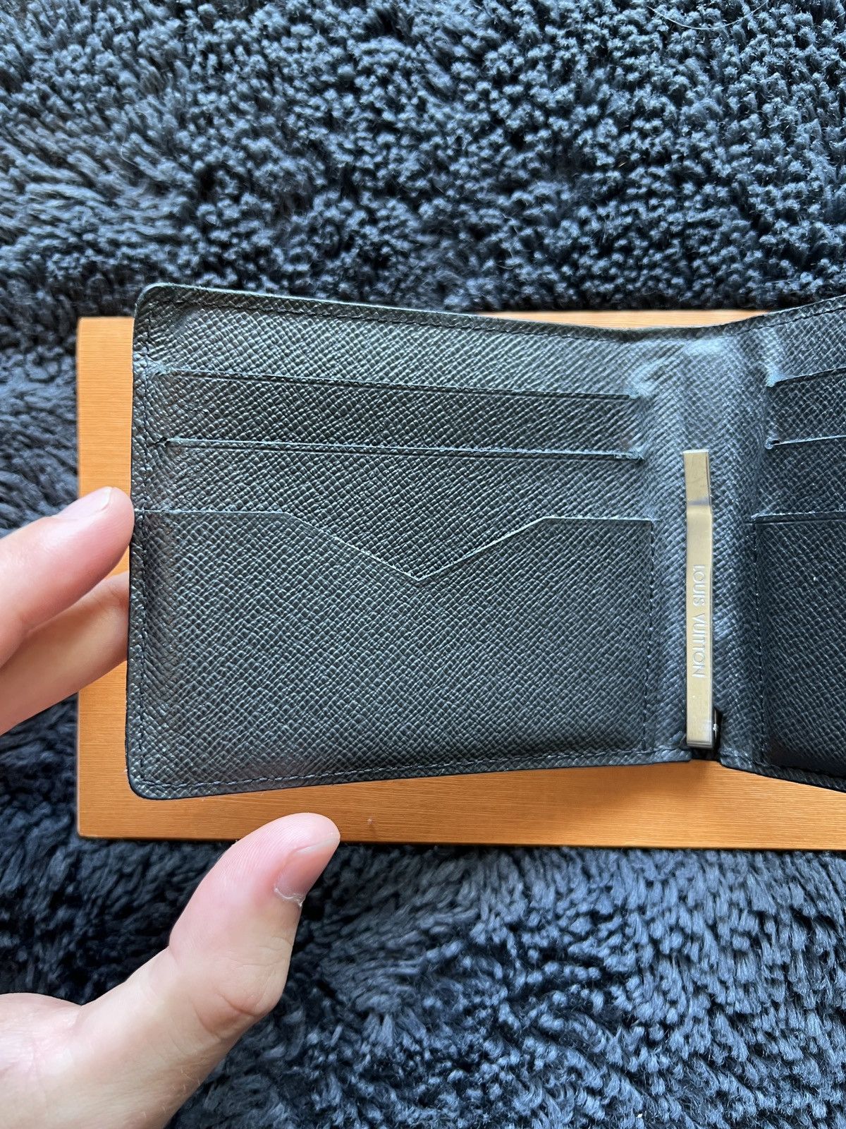 Louis Vuitton Taiga Wallet Size ONE SIZE - 5 Thumbnail