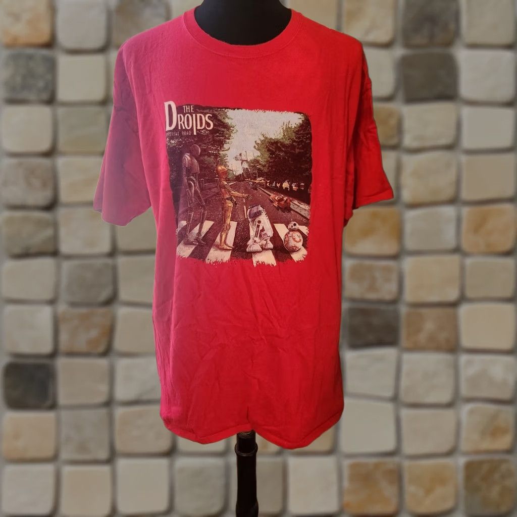 Hanes Star Wars The Droids Imperial Road Red Short Sleeve T Shirt Beatles 2XL Size US XXL / EU 58 / 5 - 1 Thumbnail
