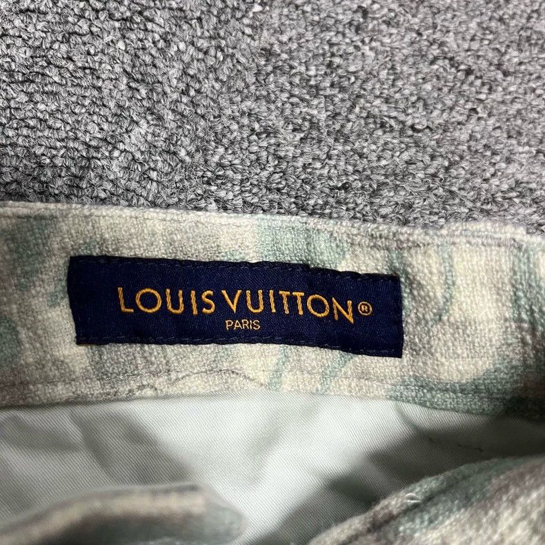 Louis Vuitton louis vuitton Blue check Logo blend slouchy shorts Size US 44 / EU 60 - 4 Thumbnail