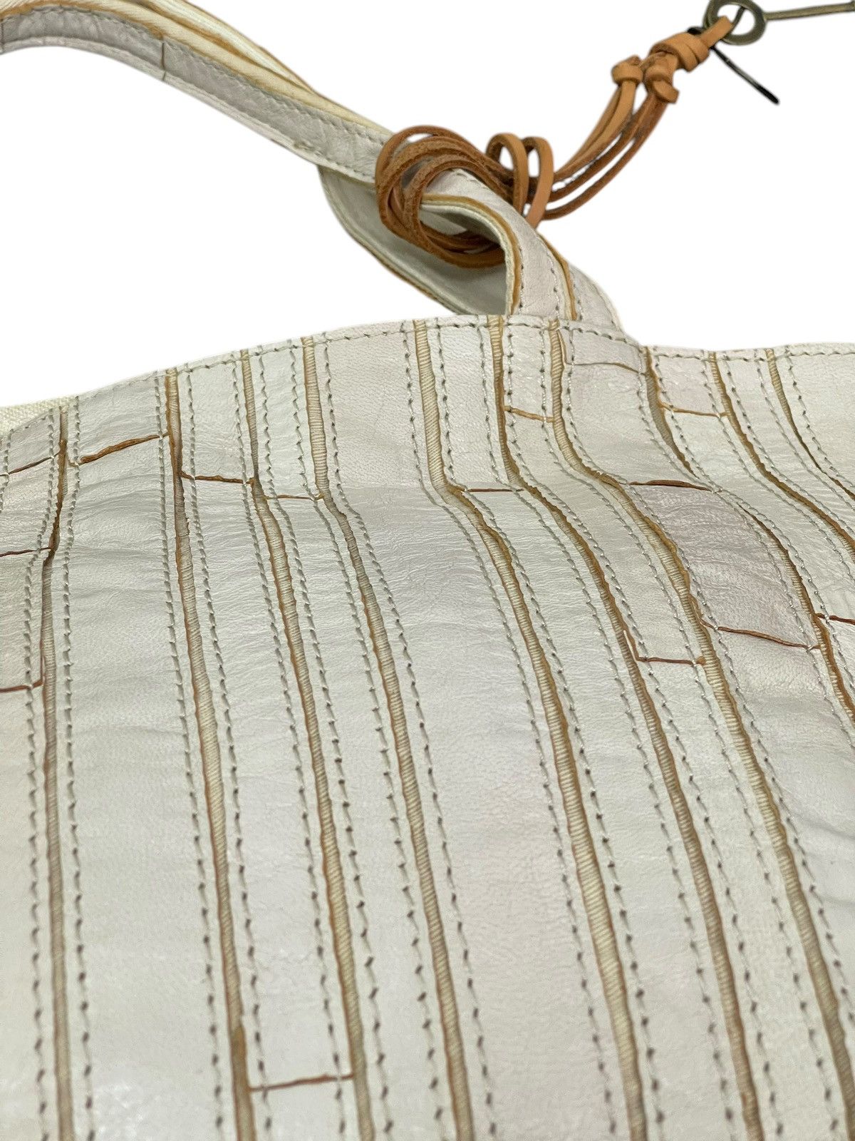 Genuine Leather Leather Patchwork Striped Trideep Tote Shoulder Bag 1🟩5 Size ONE SIZE - 11 Thumbnail