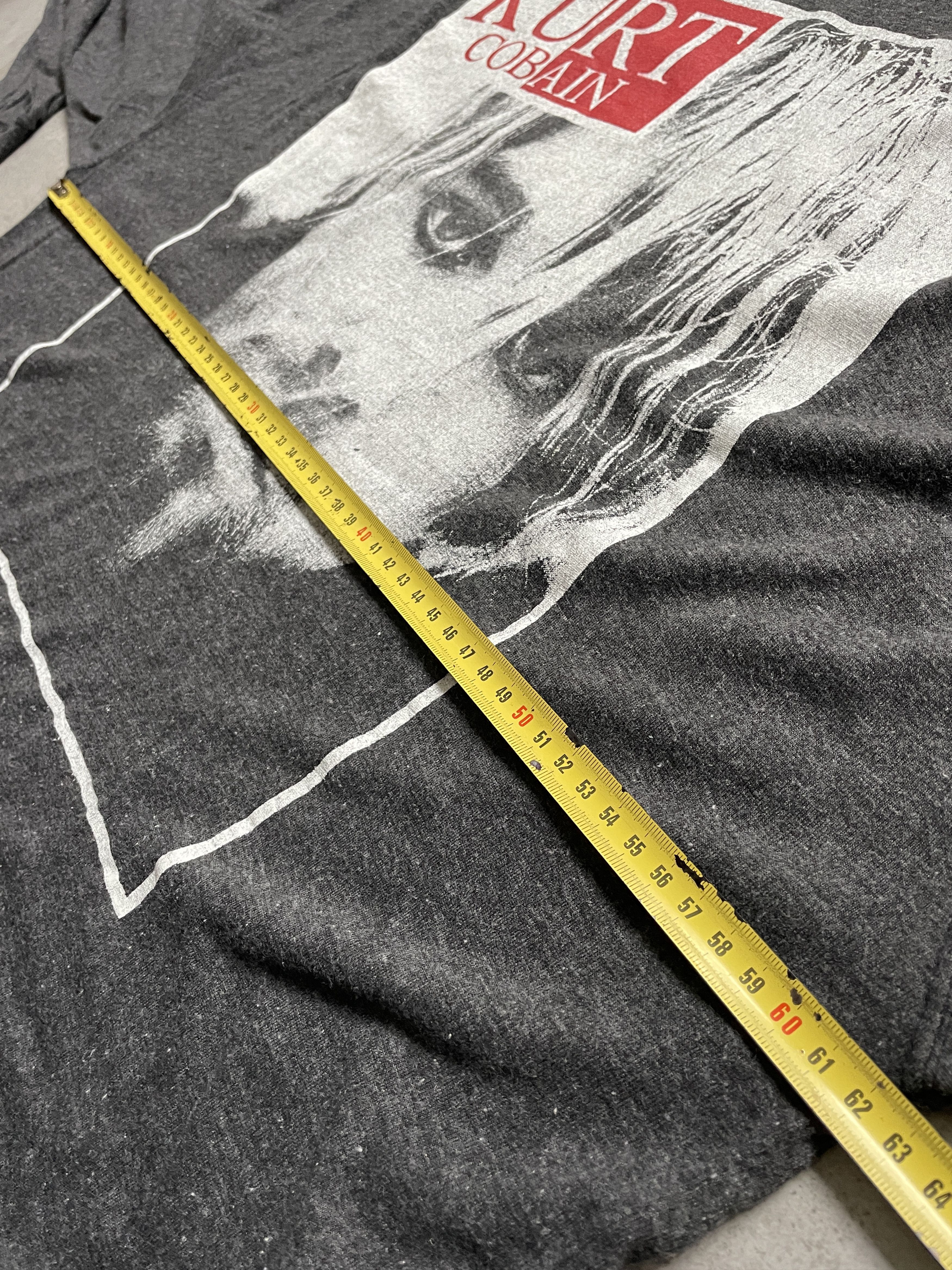 Band Tees VINTAGE 90S NIRVANA TRIBUTE KURT COBAIN MEMORIAL LONGSLEEVE Size US XXL / EU 58 / 5 - 8 Thumbnail