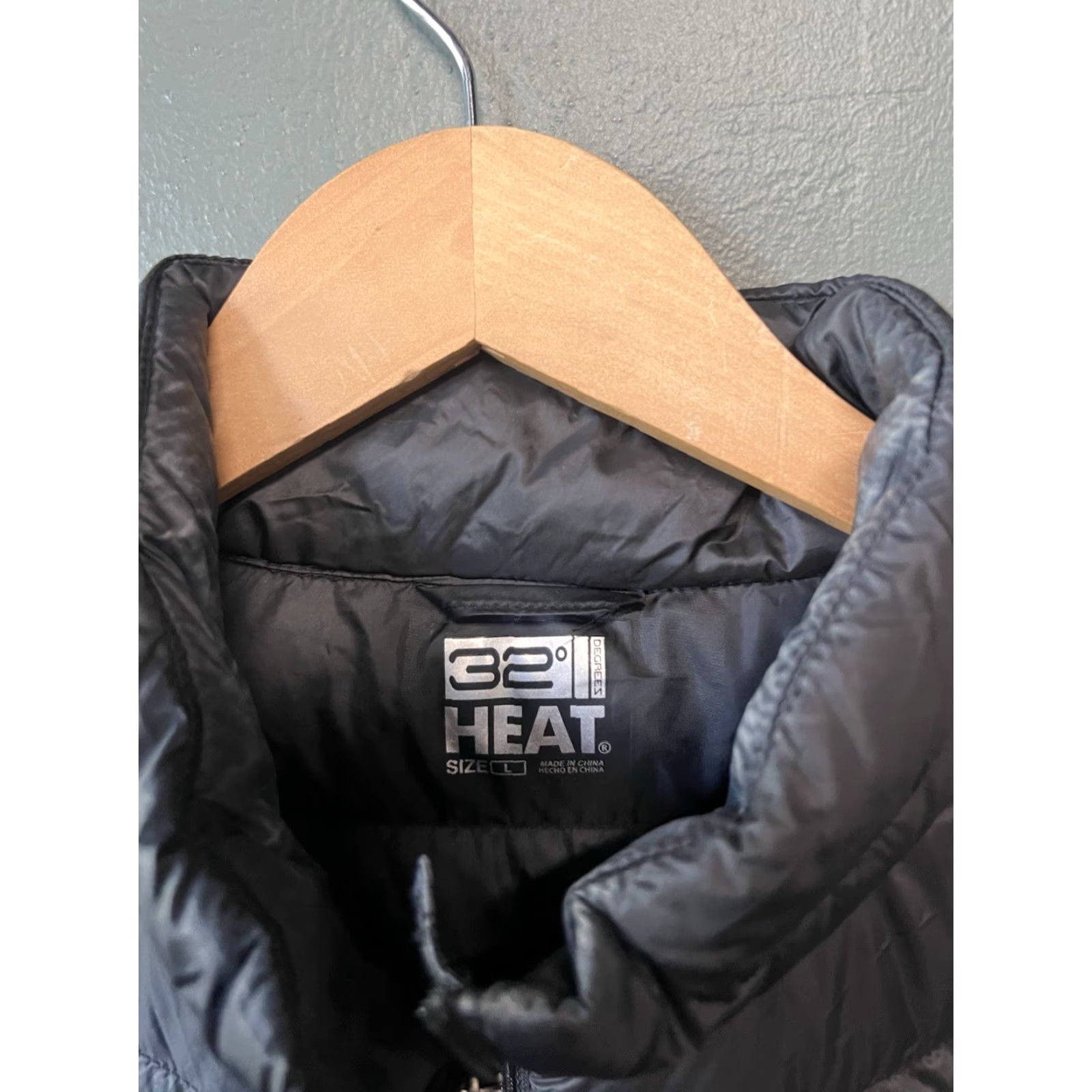 Vintage 32 Degrees Womens Black Quilted Full Zip Down Jacket Mock Neck Size Large (L) Size L / US 10 / IT 46 - 3 Thumbnail