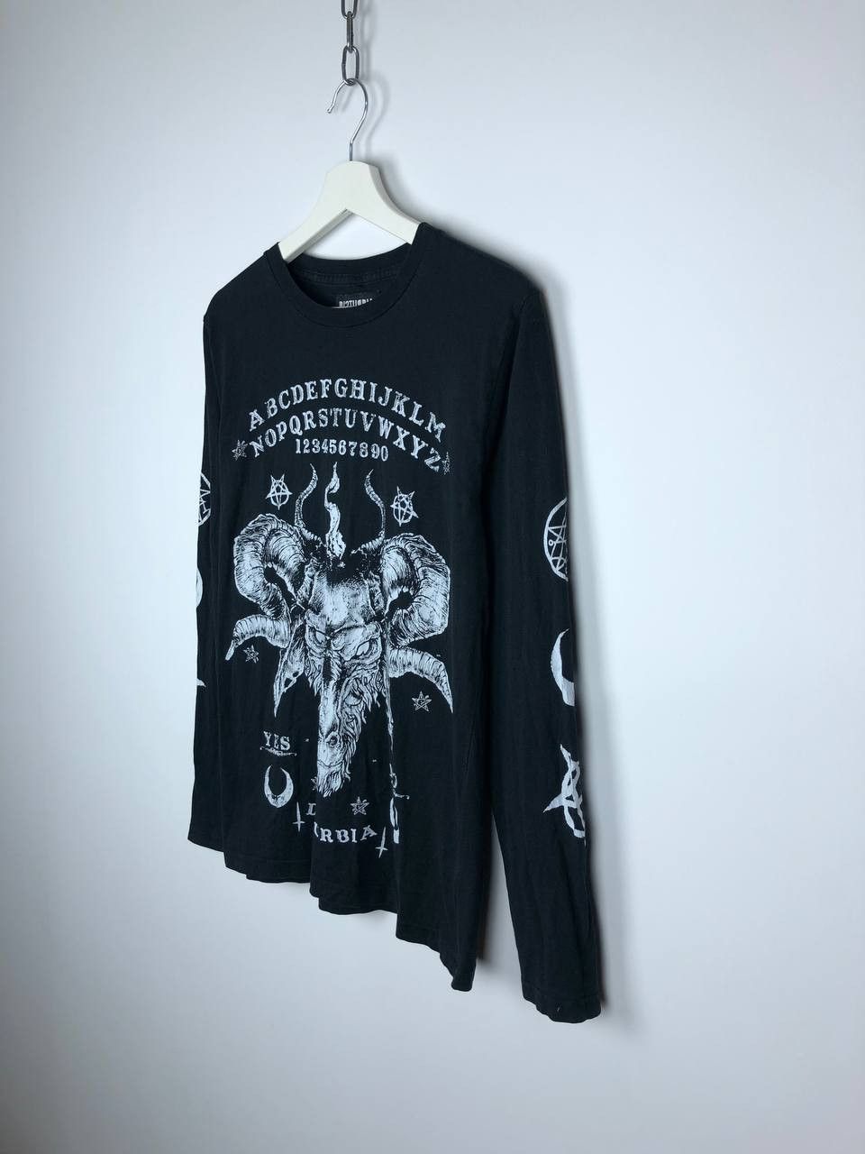 Disturbia DISTURBIA Satan Pentagram Black Longsleeve size S Size US S / EU 44-46 / 1 - 5 Thumbnail