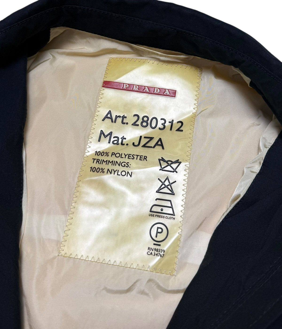Prada PRADA Gore-Tex Jacket Art.280412 Size XS / US 0-2 / IT 36-38 - 4 Thumbnail