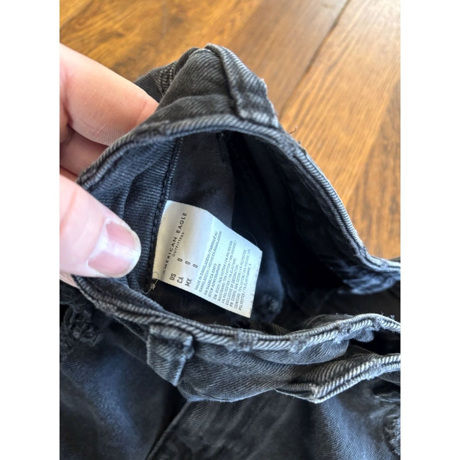 American Eagle Outfitters VINTAGE American Eagle Outfitters High Rise Shortie Women Sz 0 Distressed Cut Off Denim Shorts 28 in Black Charcoal Wash Casual Party/Cocktail Travel Size 25" / US 0 / IT 36 - 4 Thumbnail