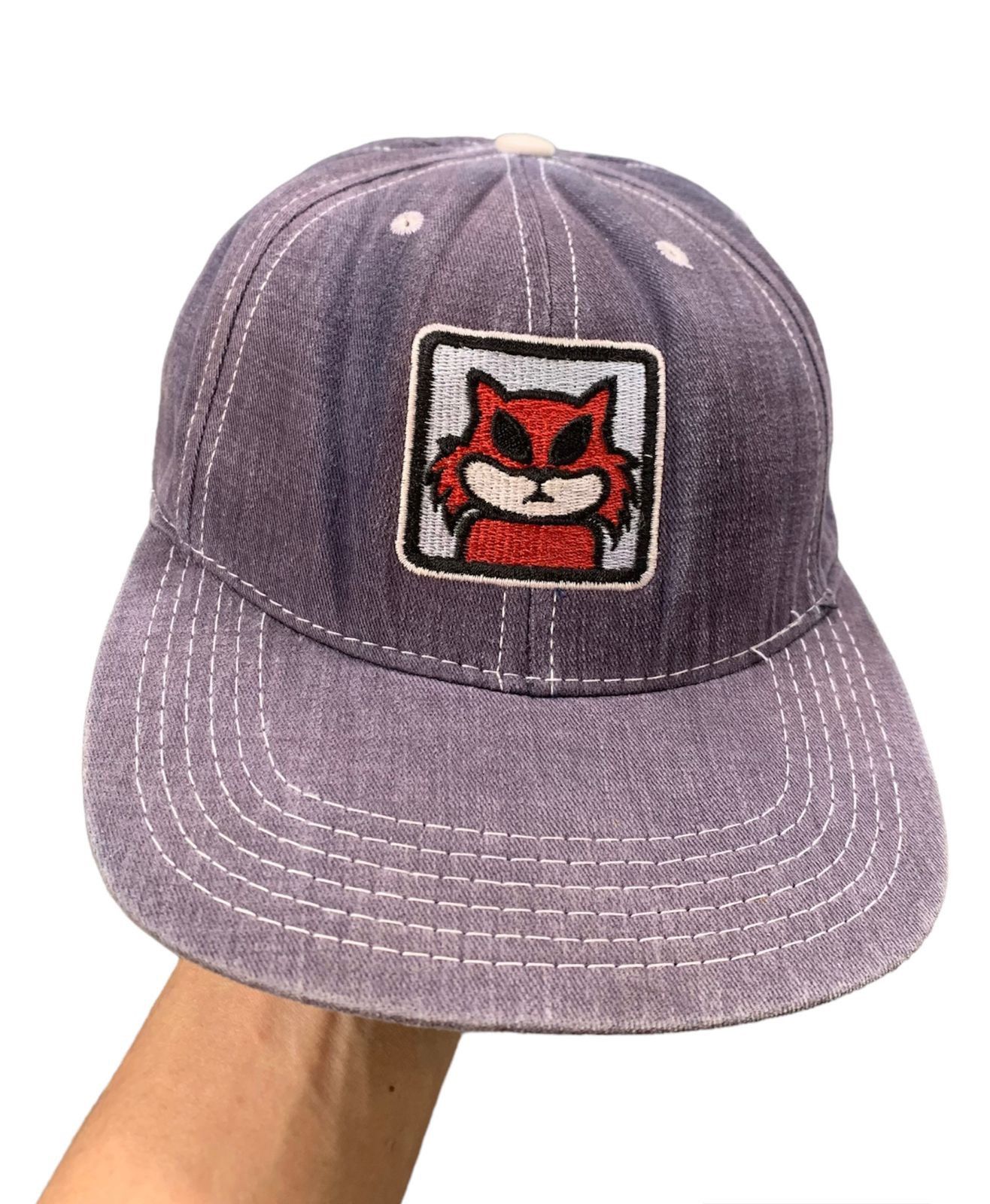 Vintage Vintage 26 Red 90s Cap Size ONE SIZE - 1 Thumbnail