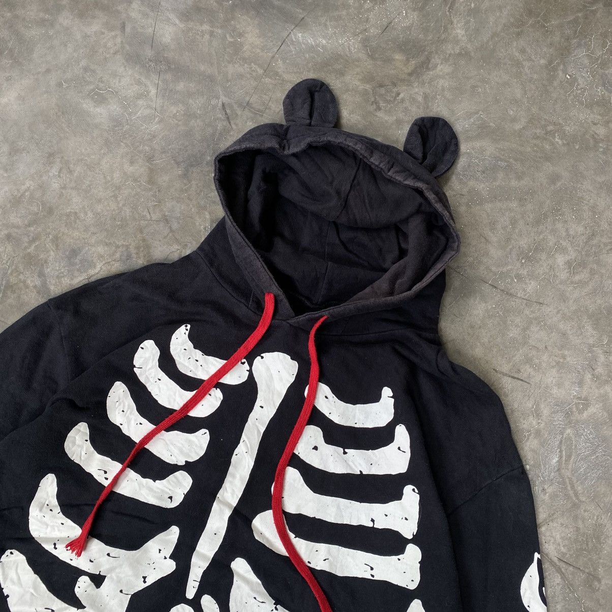 Japanese Brand 2000s Party's Skeleton Graphic Small Ears Y2K Style Hoodie Size US M / EU 48-50 / 2 - 2 Thumbnail