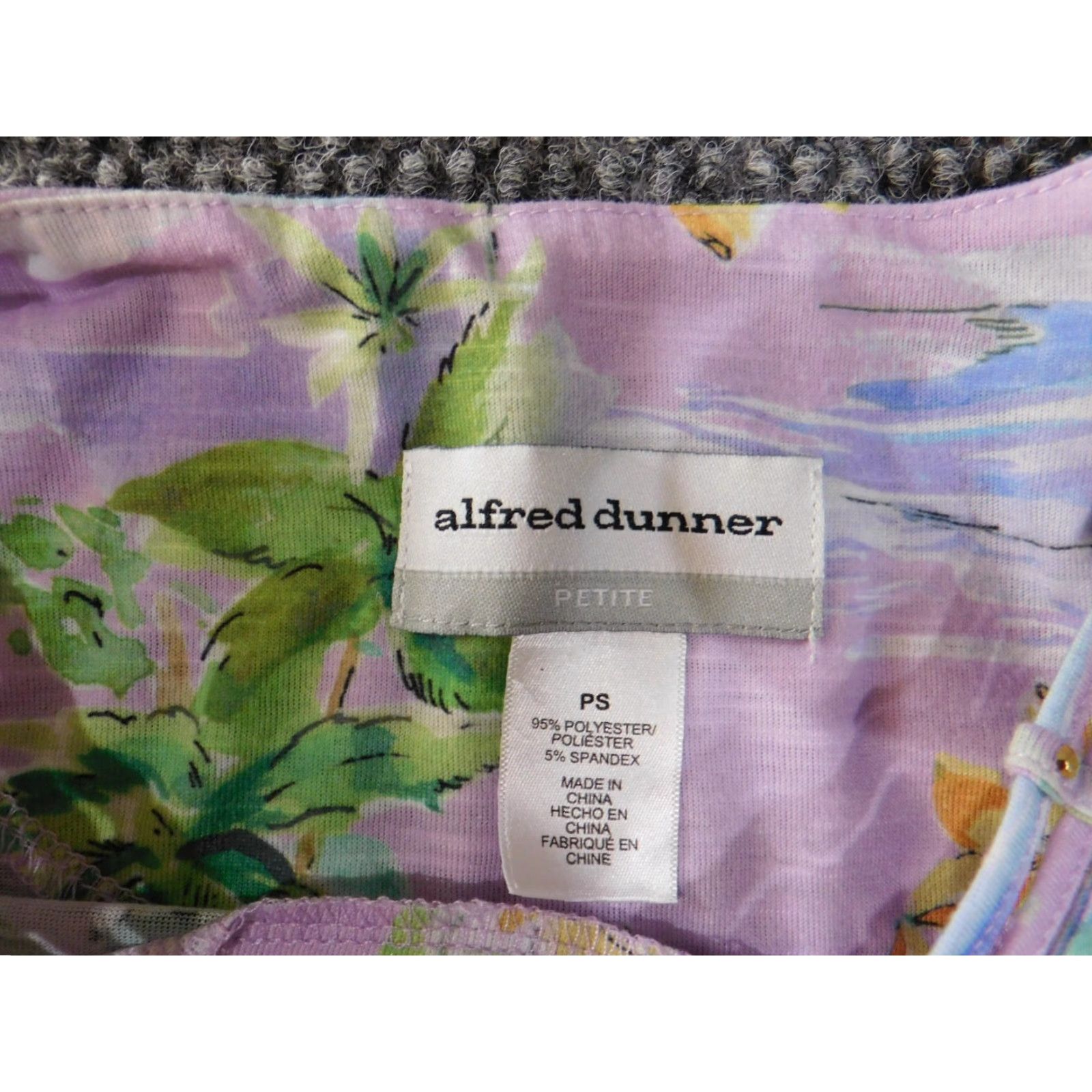Vintage Alfred Dunner Blouse Shirt Petite PS Womens Purple Floral Round Neck Short Sleeve Pullover Stretch Polyester Spandex Lightweight Casual Size S / US 4 / IT 40 - 5 Thumbnail