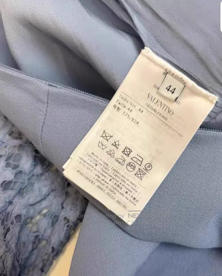 Valentino Valentino dress Size M / US 6-8 / IT 42-44 - 1 Thumbnail