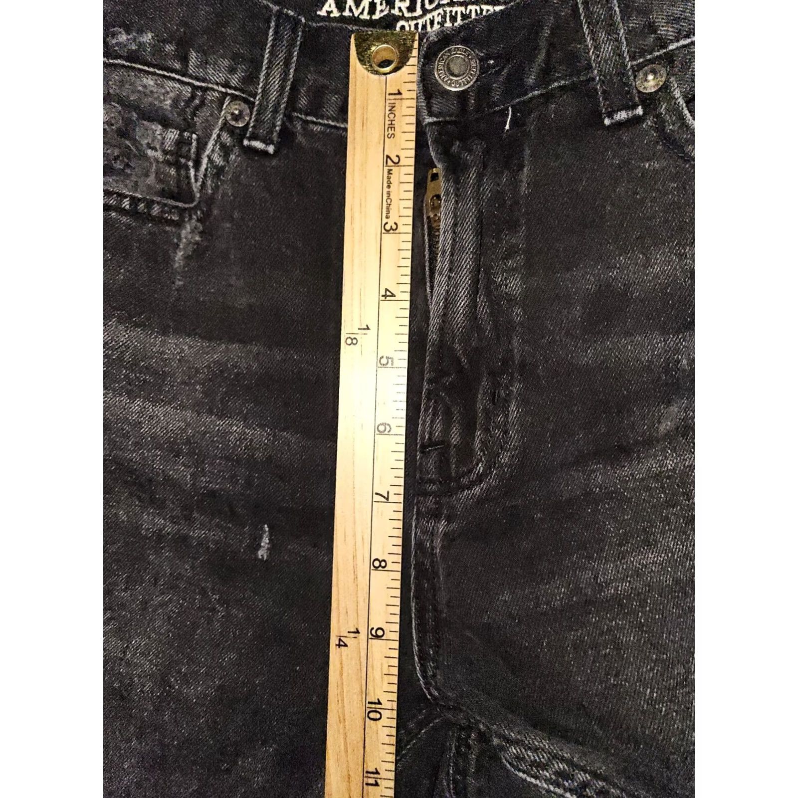 American Eagle Outfitters American Eagle Outfitters Mom Jeans Denim Black Distressed Stretch Mid 4 Regular 26 Inseam Women’s Regular Size 27" / US 4 / IT 40 - 6 Thumbnail