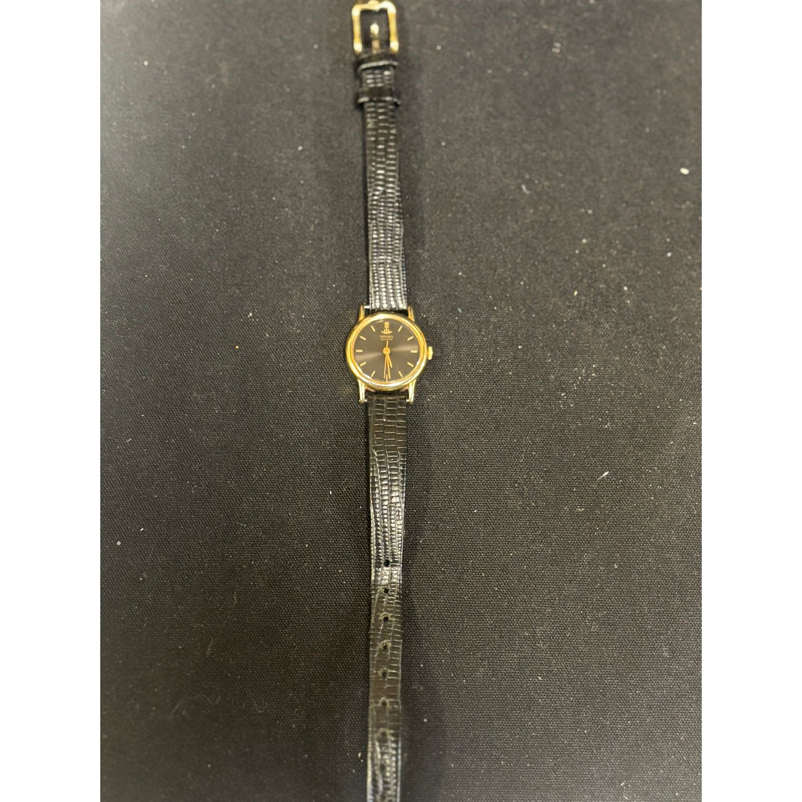 Seiko Vintage Seiko 2Y01-0010 Women’s Watch! New Battery! Size ONE SIZE - 1 Thumbnail