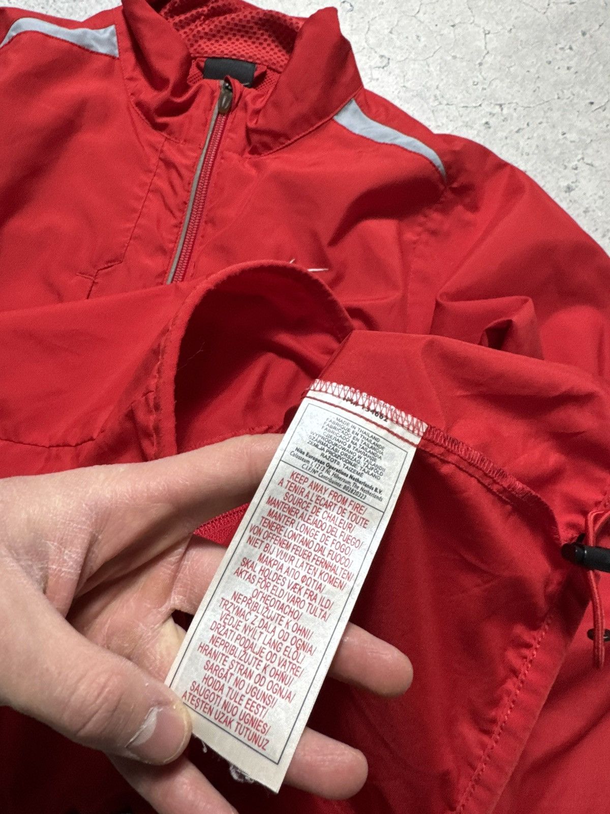 Nike Nike Nylon Vintage Track Jacket Size S Y2K Drill Swoosh Size US S / EU 44-46 / 1 - 6 Thumbnail