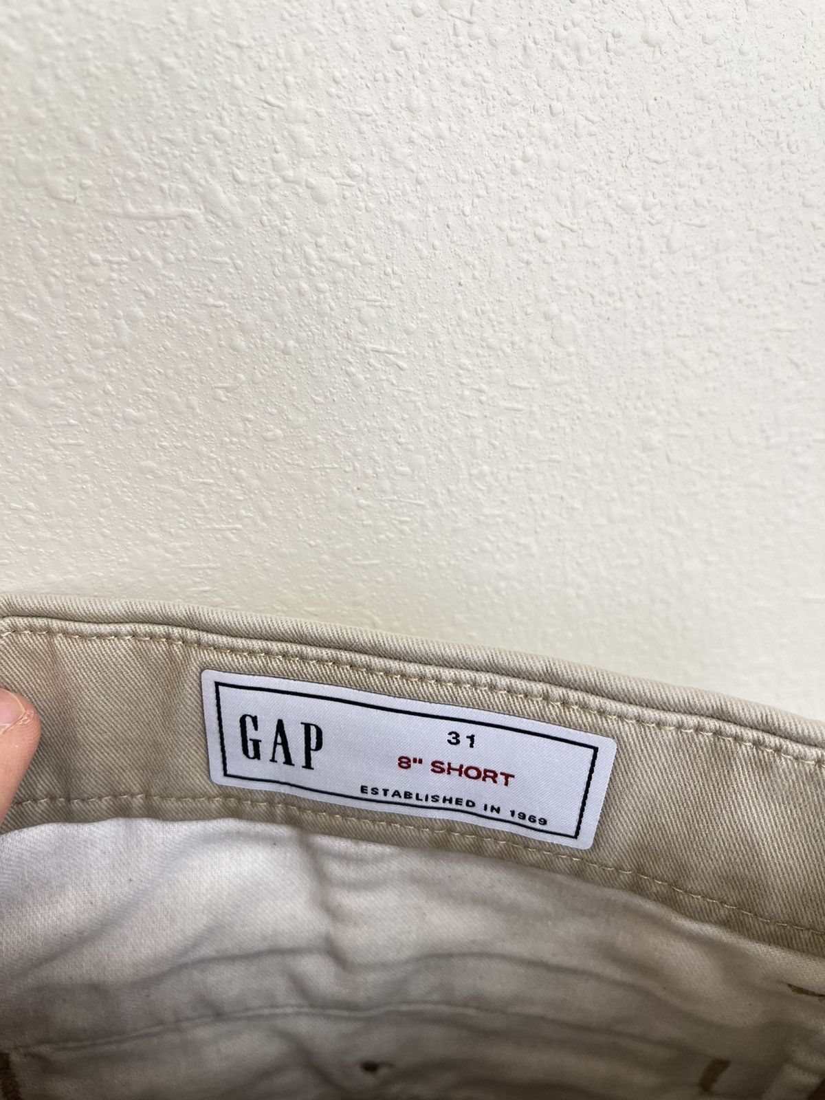 Gap Gap 8” Flat Front Khaki Short Size US 31 - 5 Thumbnail