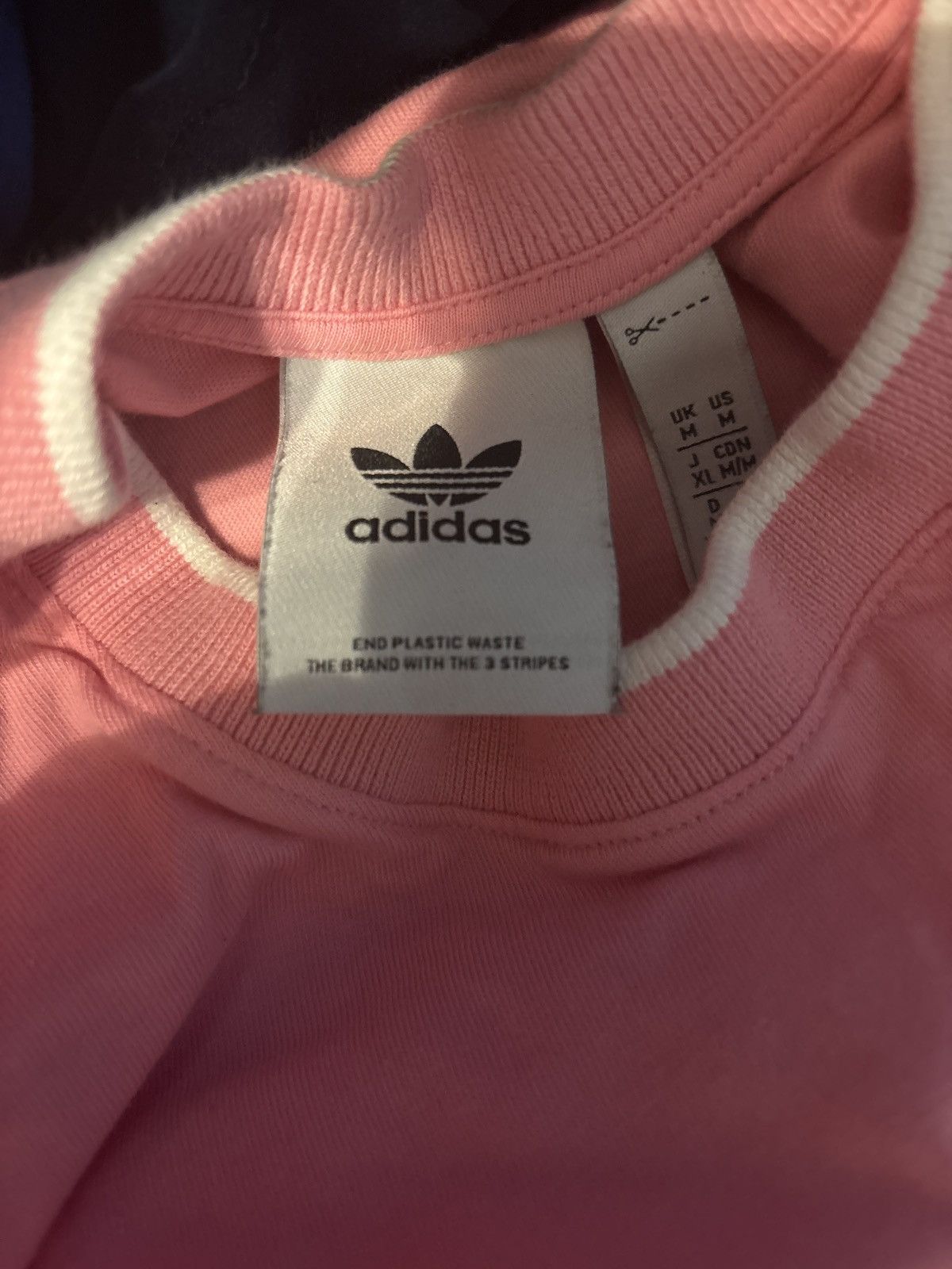 Adidas Pink adidas collared shirt Size US M / EU 48-50 / 2 - 3 Thumbnail