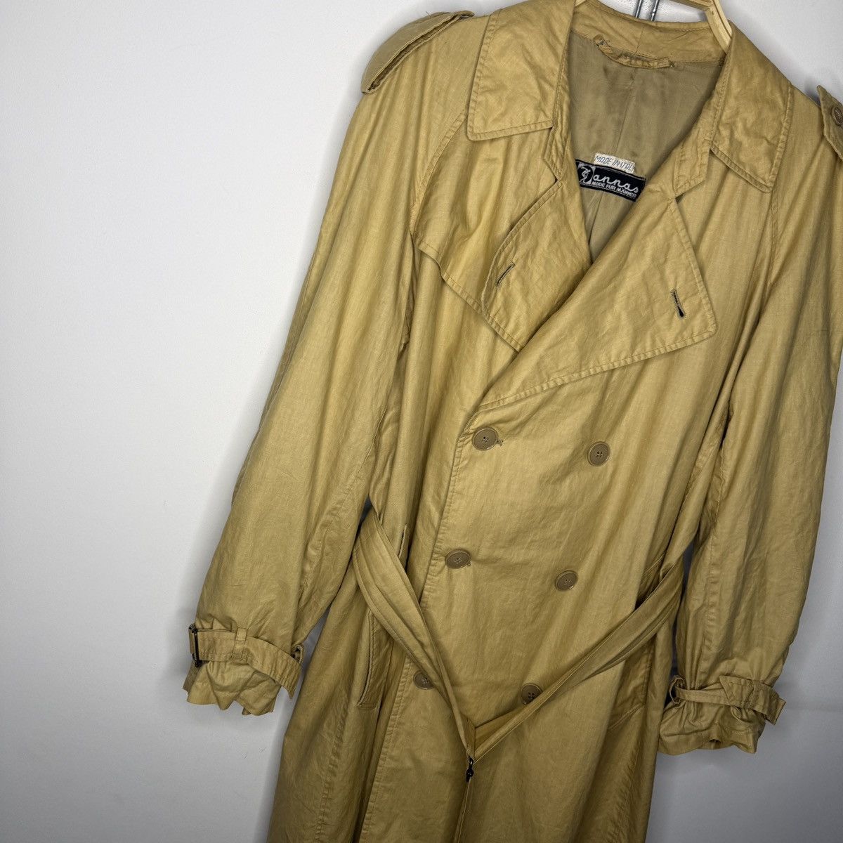 Vintage Vintage Trench Coat Beige Made in Italy Avant Garde 80s 90s Size US M / EU 48-50 / 2 - 3 Thumbnail