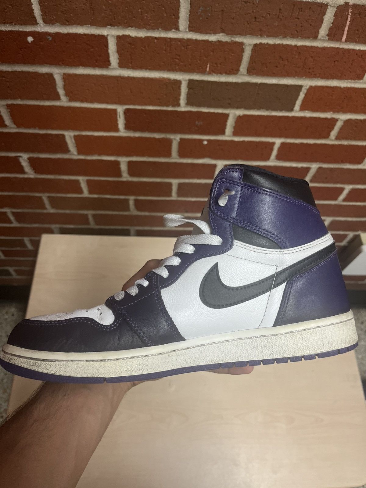 Nike Air Jordan 1 Retro High OG 'Court Purple 2.0' Size US 9 / EU 42 - 10 Thumbnail
