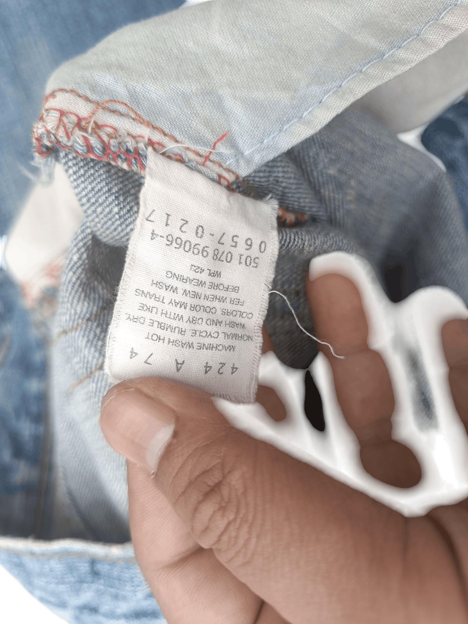 If Six Was Nine × Levi's × Vintage Vintage Levis Jeans Flare Whisker Faded Big E [E194] Size US 28 / EU 44 - 13 Thumbnail