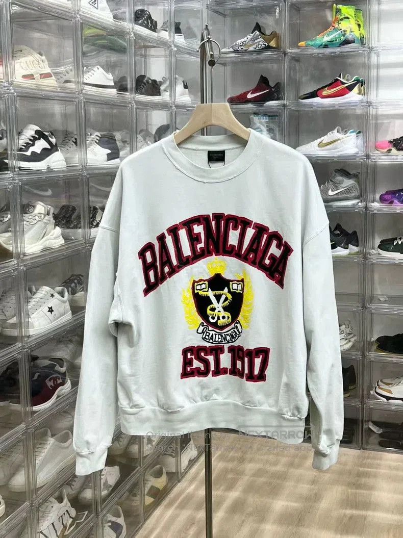 Balenciaga Balenciaga Logo Sweatshirt M. Size US M / EU 48-50 / 2 - 1 Thumbnail