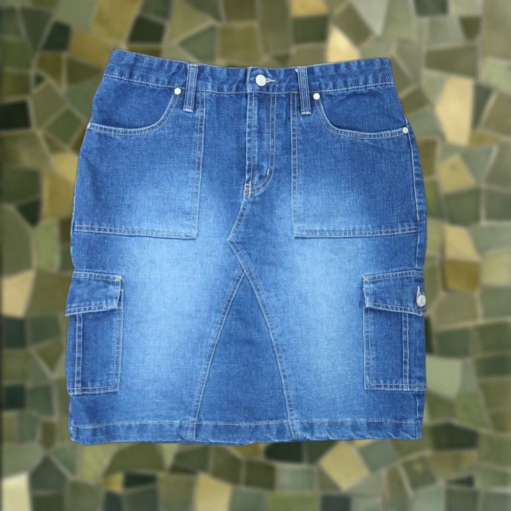 Vintage VINTAGE No Boundaries 90s denim cargo mini skirt Dark wash blue Cotton 11 Womens, Casual Grunge 1990s Size 24" / US 00 / IT 34 - 1 Thumbnail
