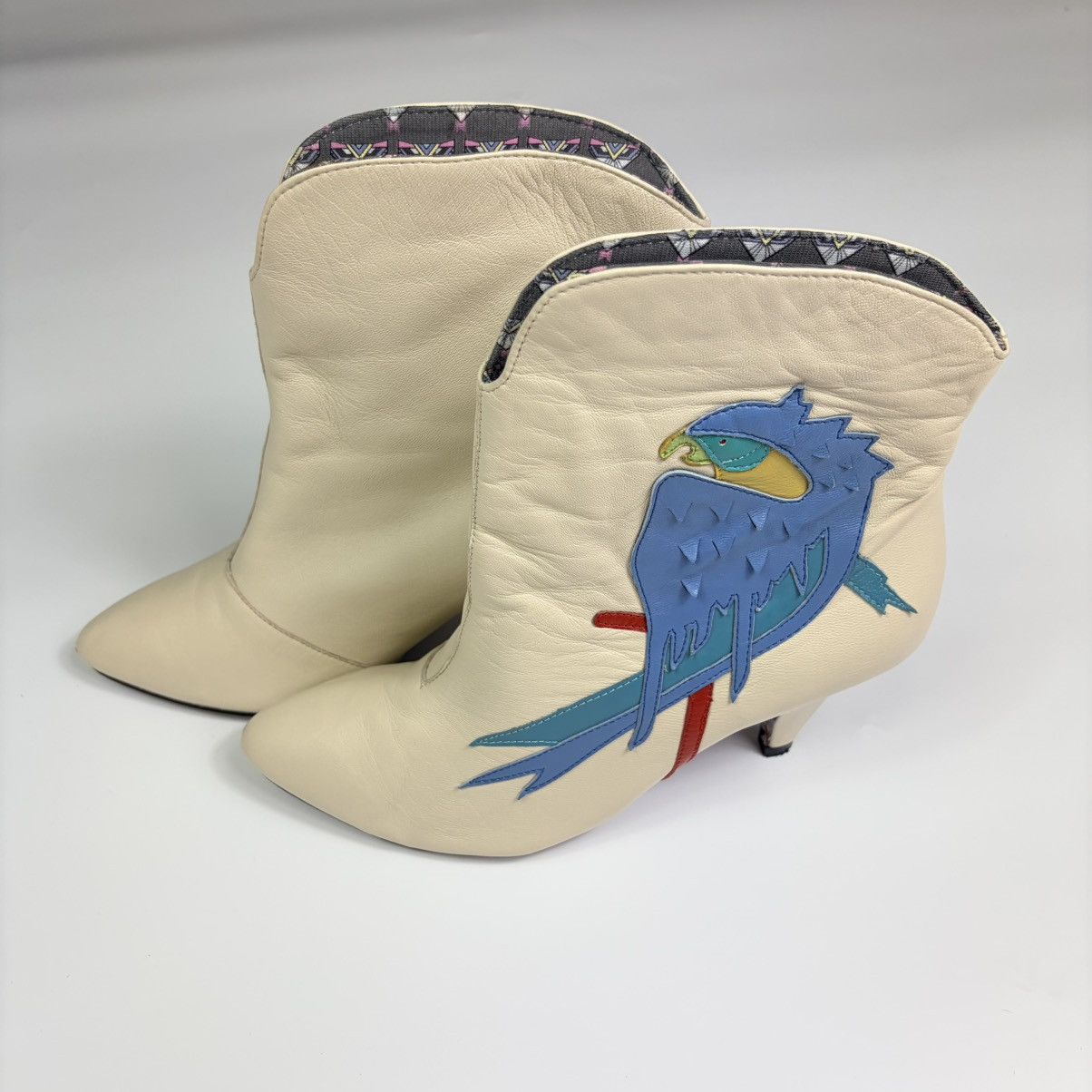 Other Irregular Choice Kiwis Angel Parrot Leather Boots EU39 Size US 9 / IT 39 - 2 Thumbnail