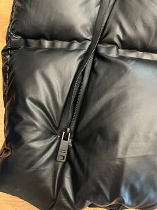 Prada Black Light Re-nylon Down Vest Size US XL / EU 56 / 4 - 3 Thumbnail