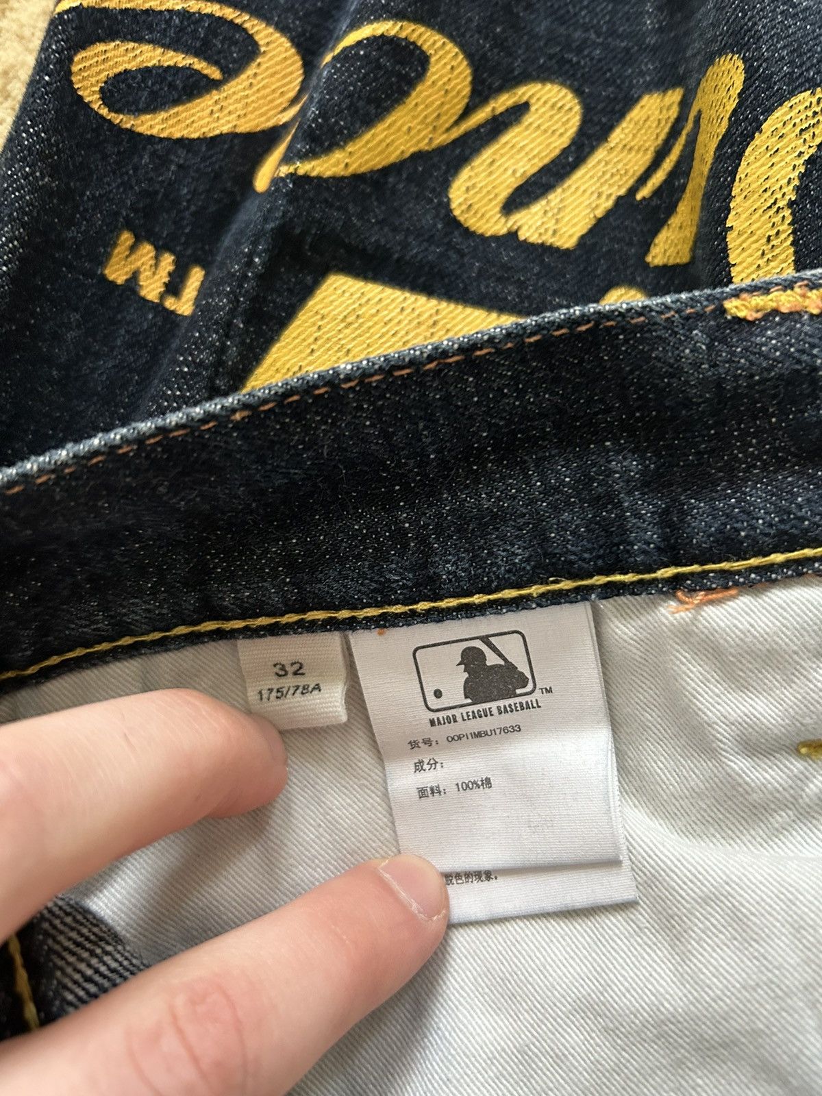 MLB × Vintage Vintage MLB Pittsburgh Pirates Selvedge Denim Jeans Size US 32 / EU 48 - 10 Thumbnail